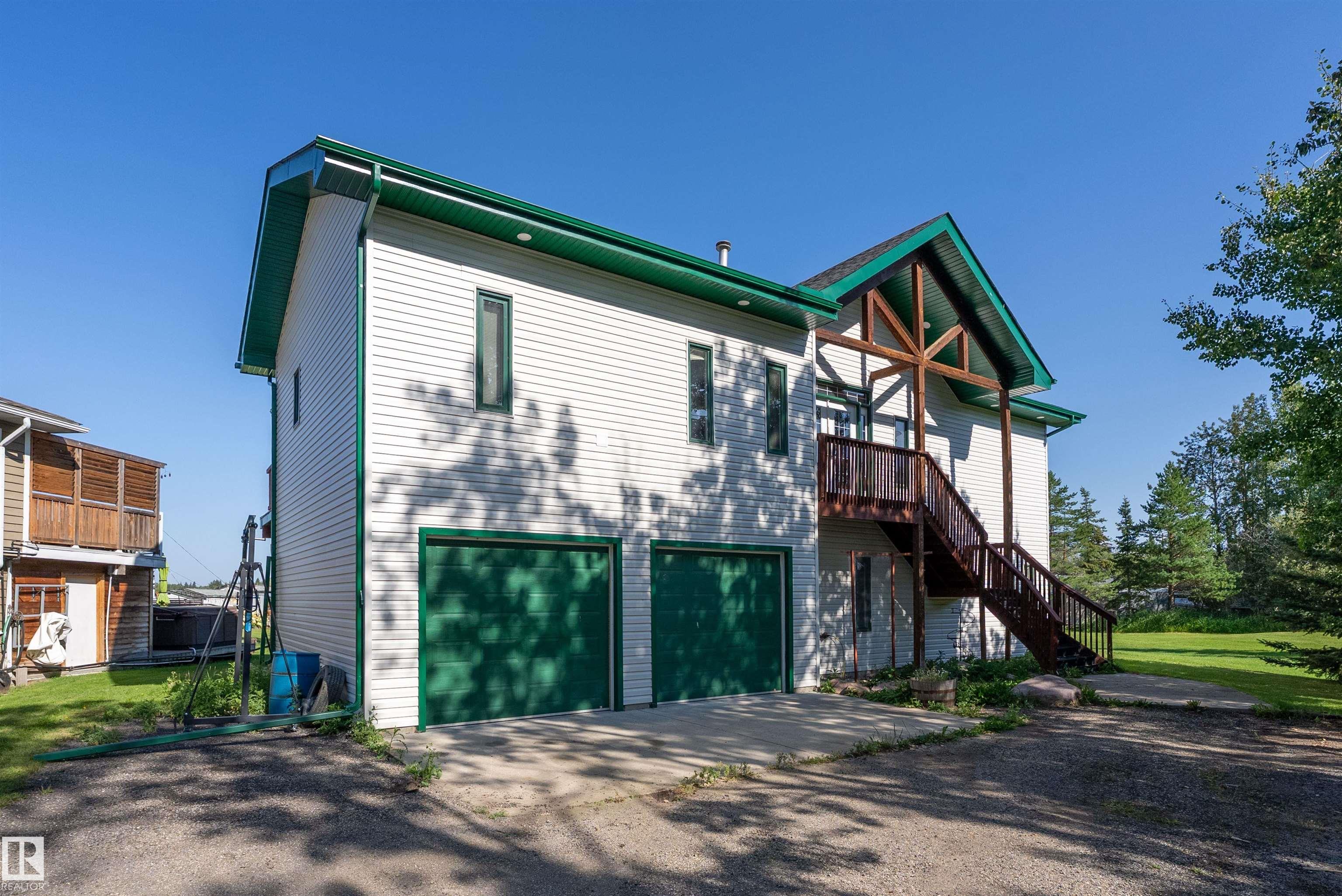 Photo 3 at 120 - 48003 Rr271, Wizard Lake Estates, Rural Leduc County