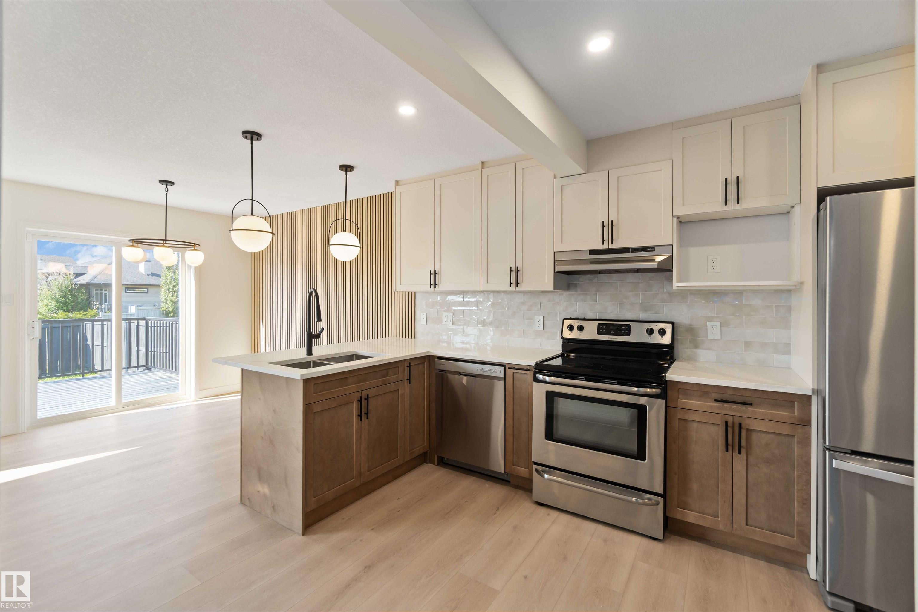 Photo 14 at 10711 180 Avenue NW, Chambery, Edmonton