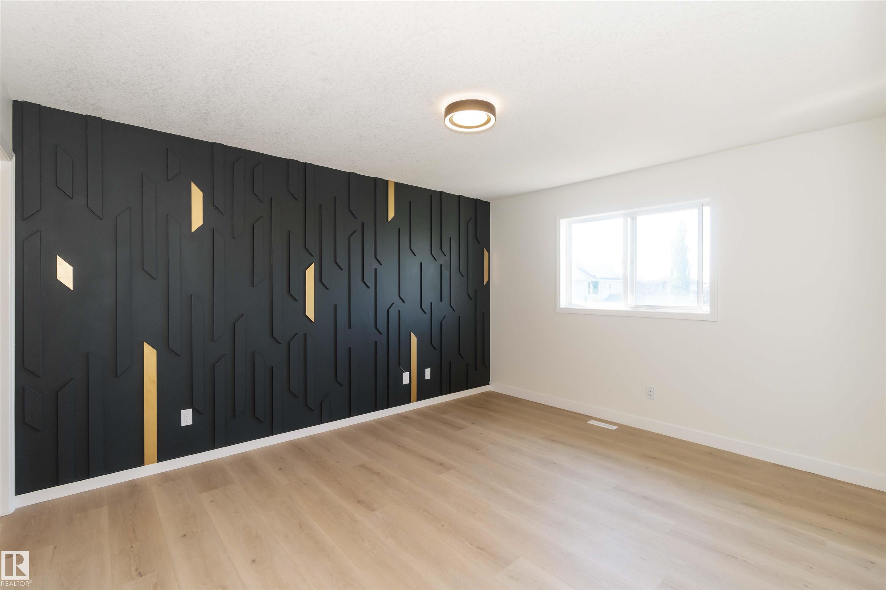 Photo 22 at 10711 180 Avenue NW, Chambery, Edmonton