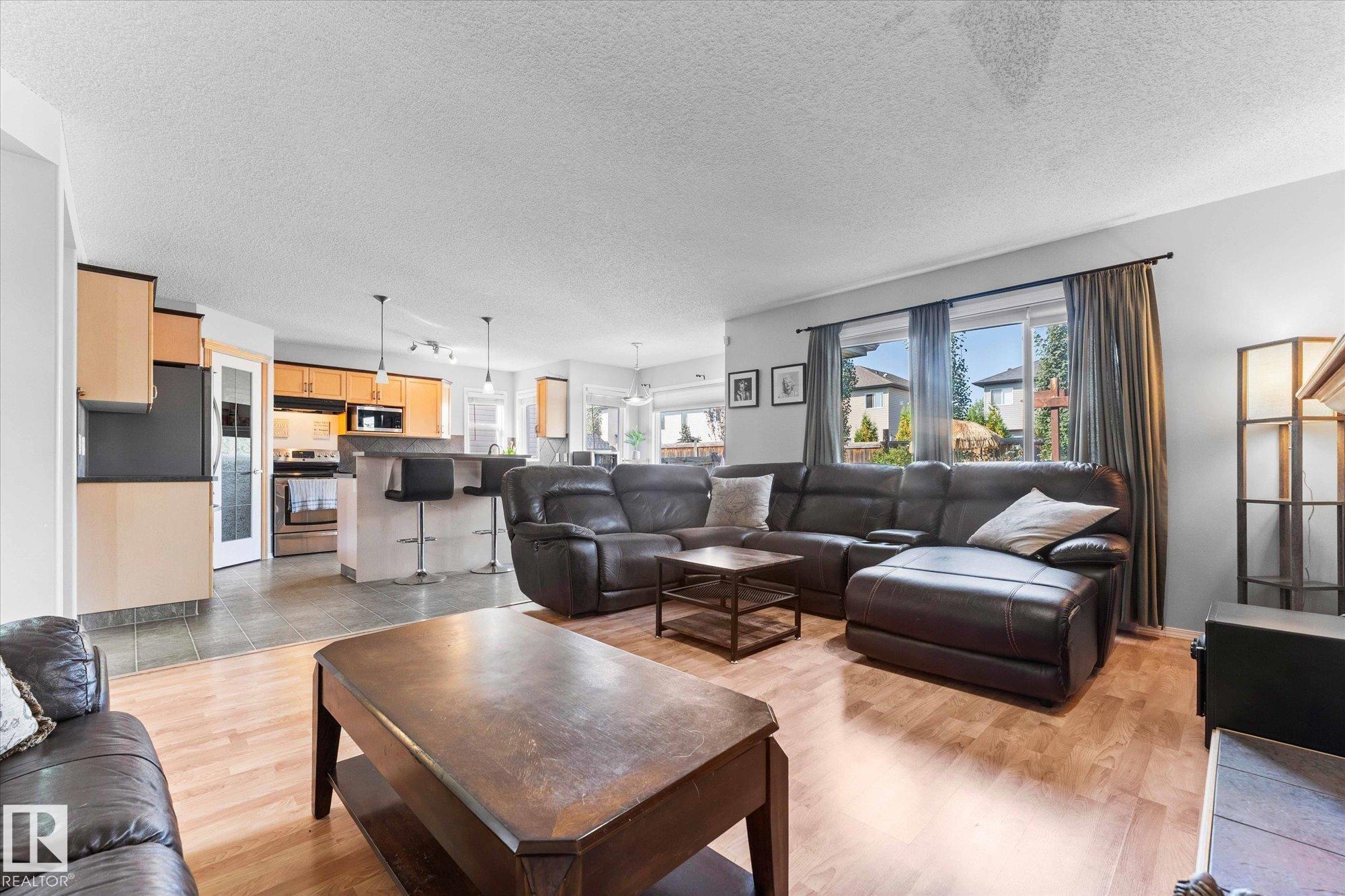 Photo 17 at 45 Lamplight Drive, Legacy Park, Spruce Grove