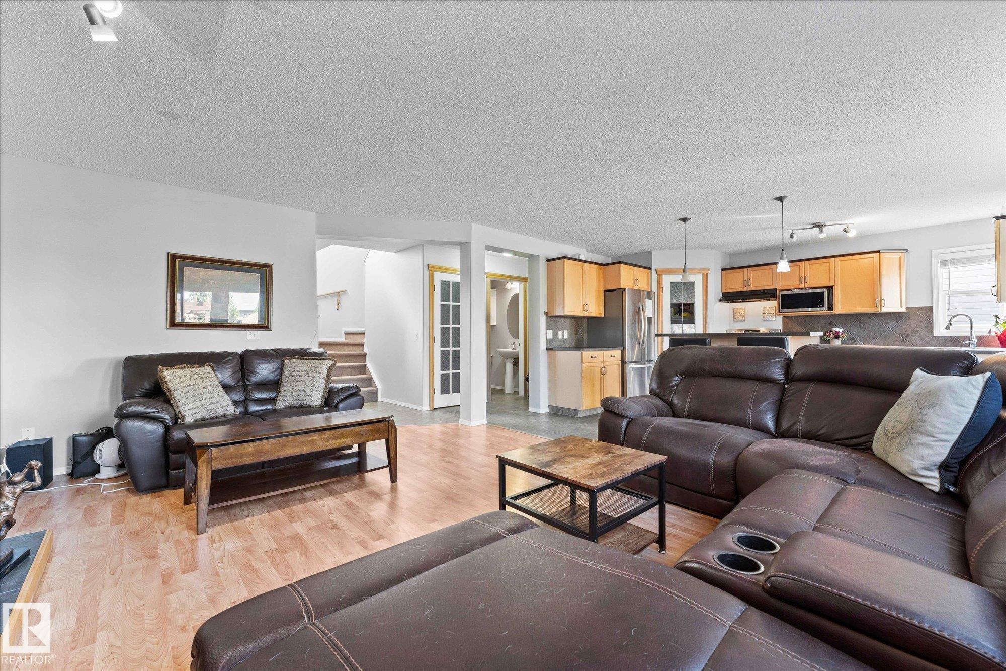 Photo 18 at 45 Lamplight Drive, Legacy Park, Spruce Grove