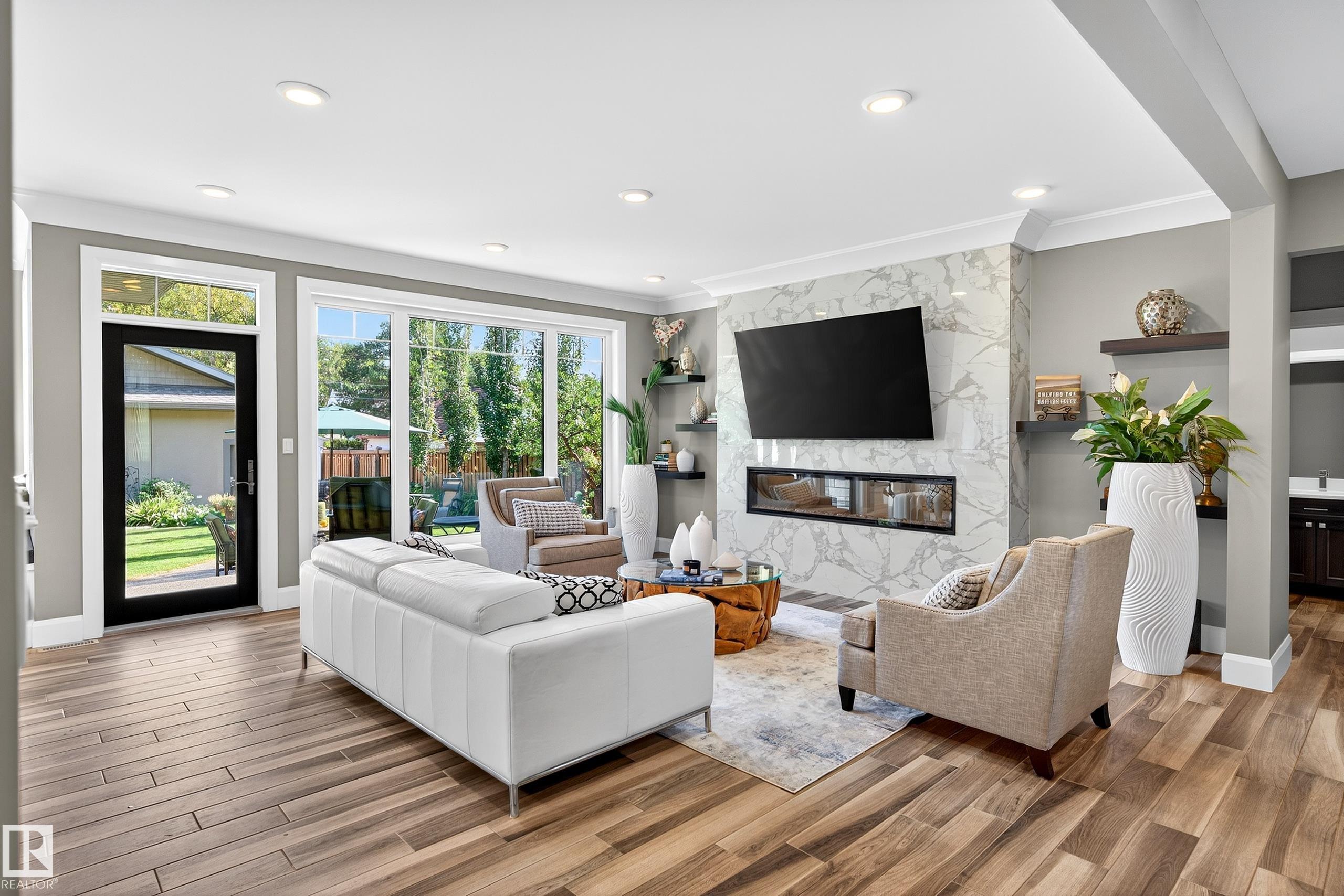 Photo 14 at 10869 74 Street NW, Virginia Park, Edmonton