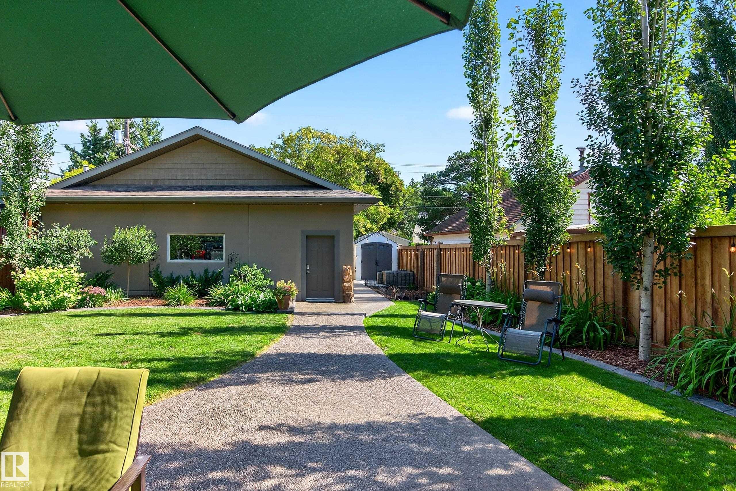 Photo 4 at 10869 74 Street NW, Virginia Park, Edmonton