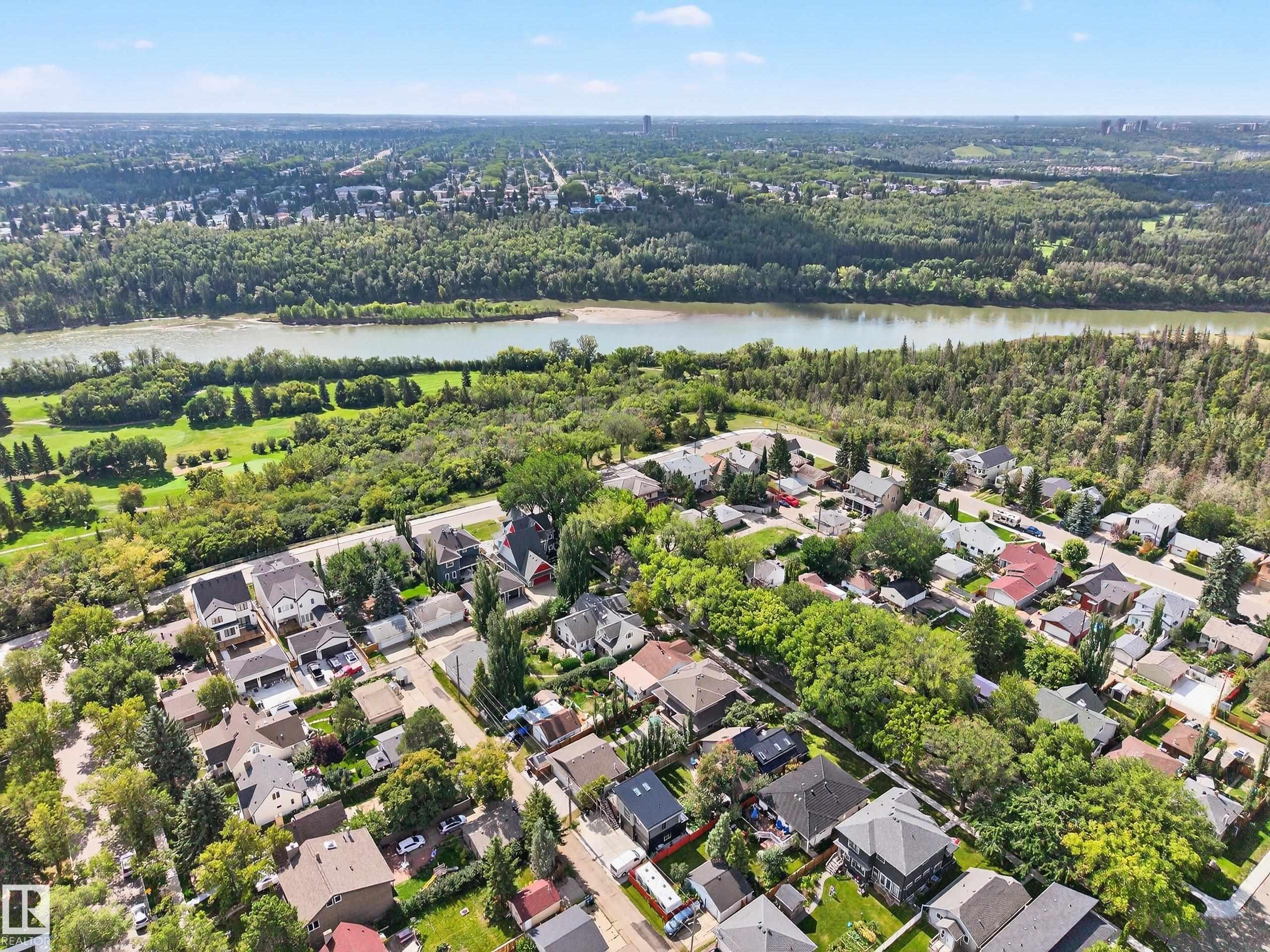 Photo 7 at 10869 74 Street NW, Virginia Park, Edmonton