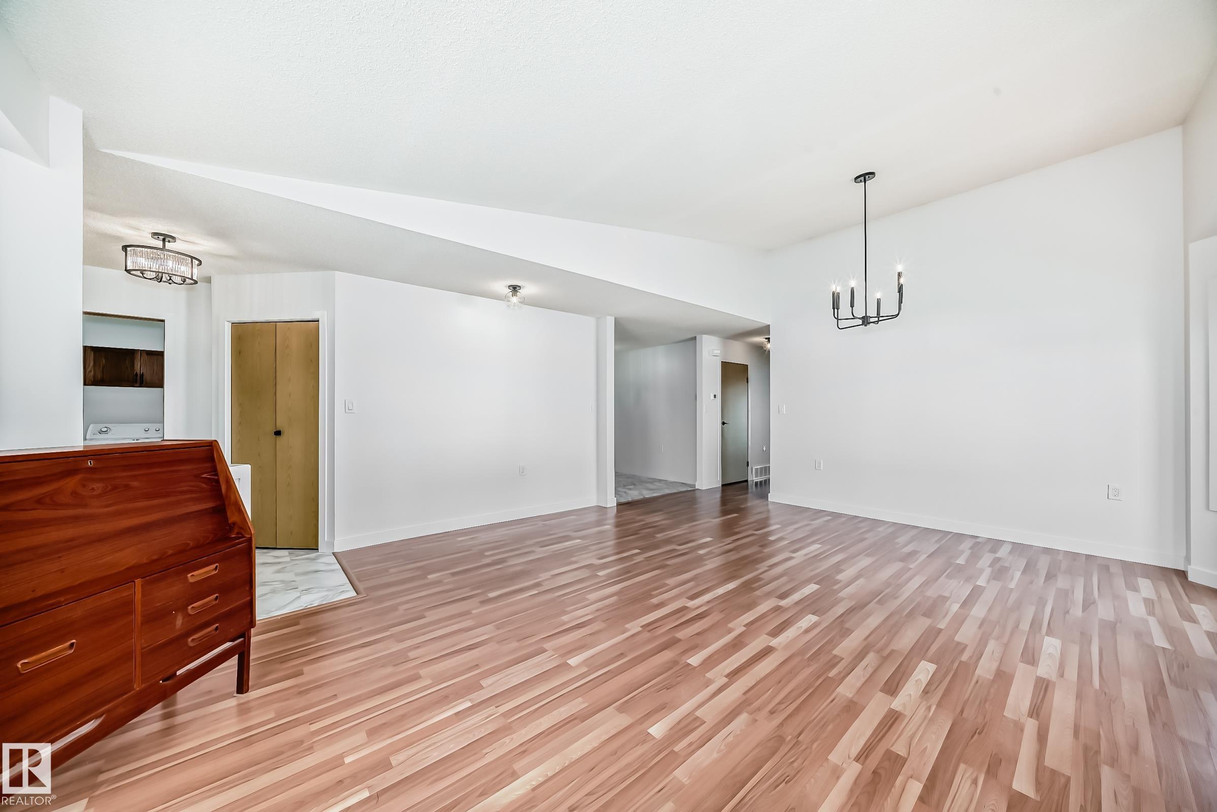 Photo 13 at 15571 59a Street NW, Hollick-Kenyon, Edmonton