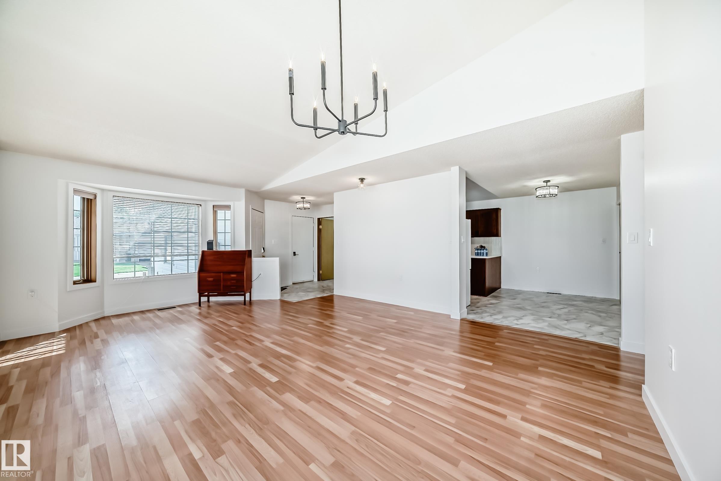 Photo 14 at 15571 59a Street NW, Hollick-Kenyon, Edmonton