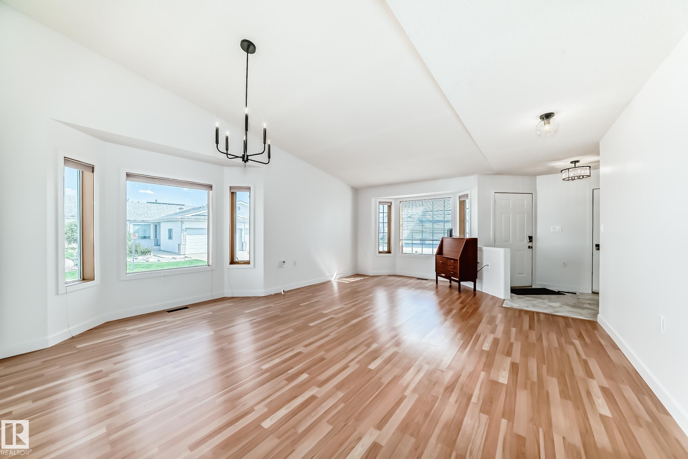 Photo 15 at 15571 59a Street NW, Hollick-Kenyon, Edmonton