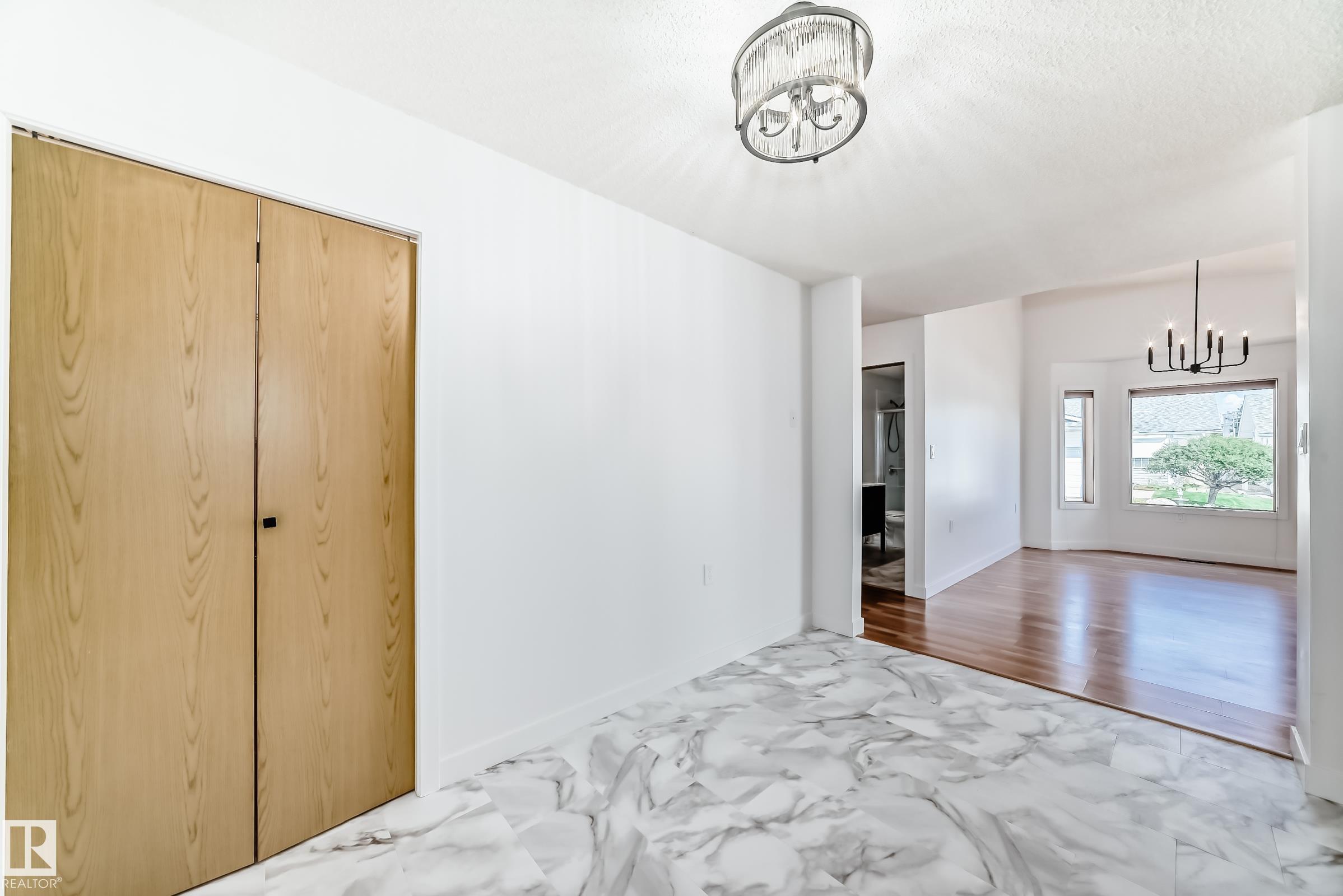 Photo 16 at 15571 59a Street NW, Hollick-Kenyon, Edmonton
