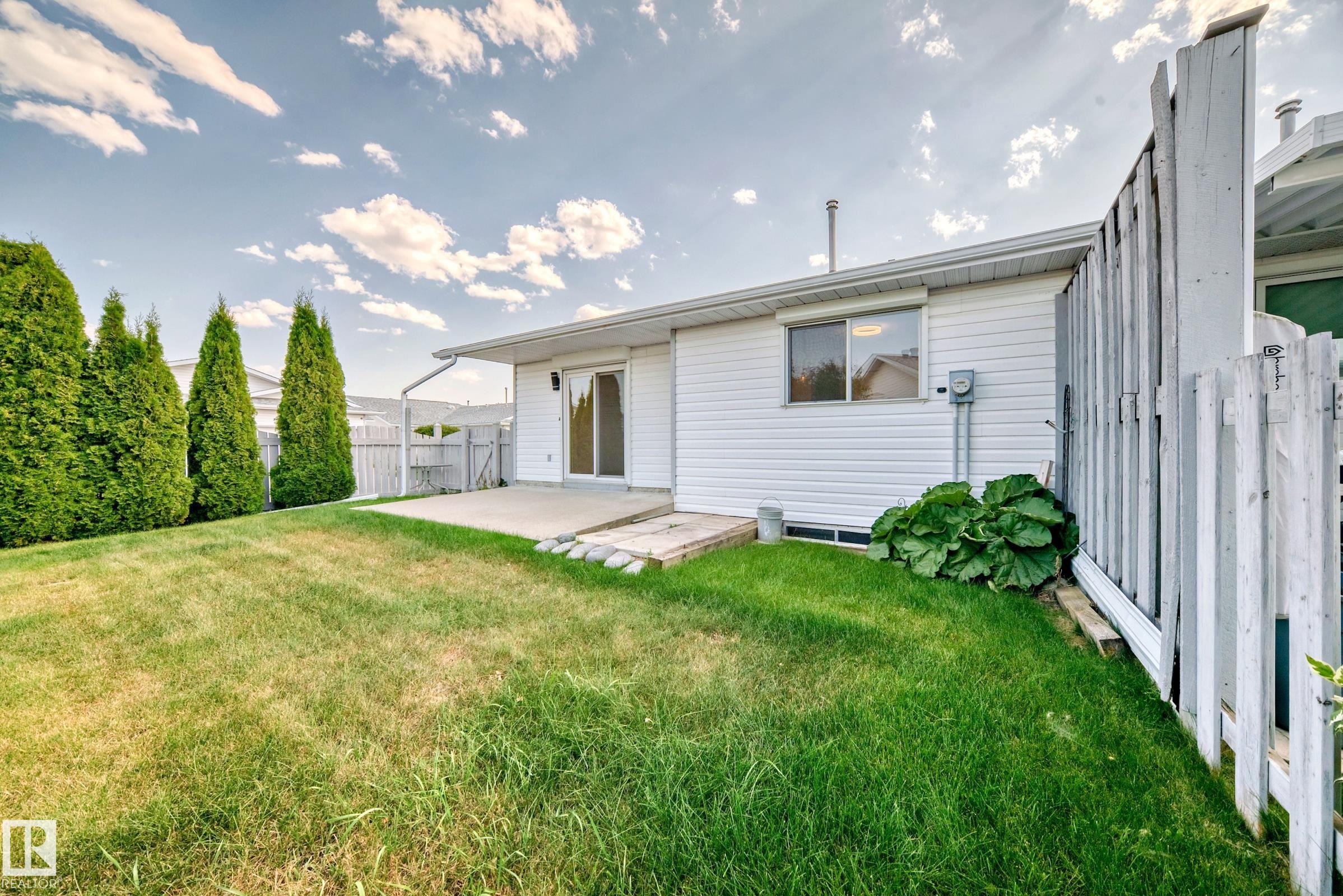 Photo 37 at 15571 59a Street NW, Hollick-Kenyon, Edmonton
