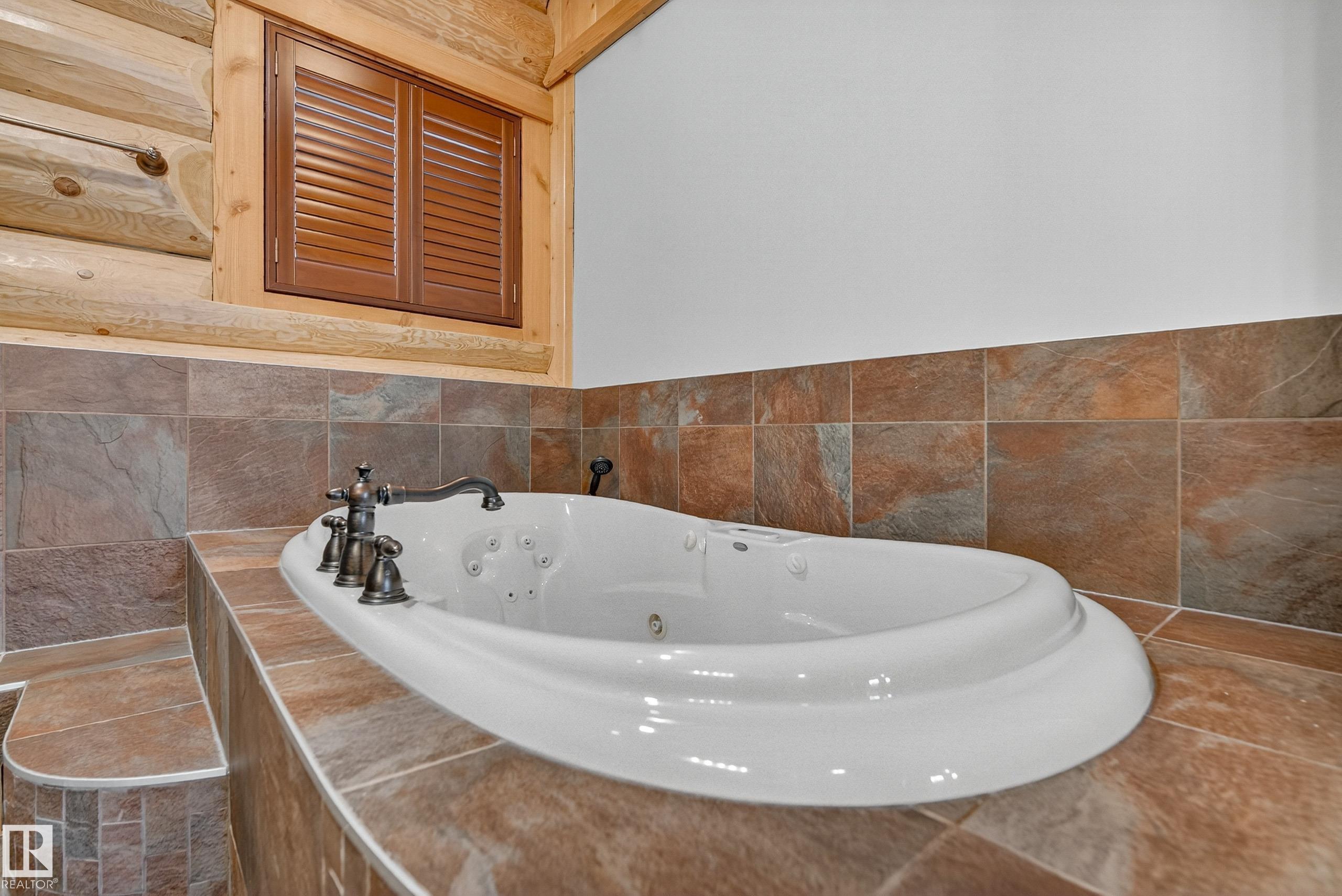Photo 35 at 16 - 52111 Rge Road 25, Rainbow Beach Estates, Rural Parkland County