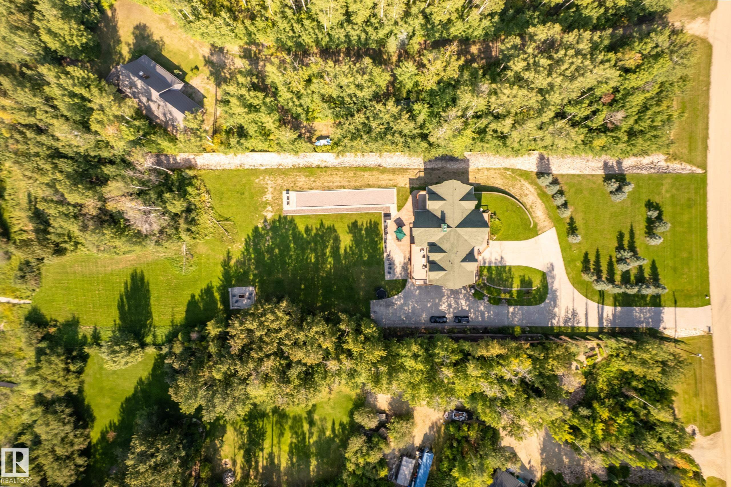 Photo 8 at 16 - 52111 Rge Road 25, Rainbow Beach Estates, Rural Parkland County