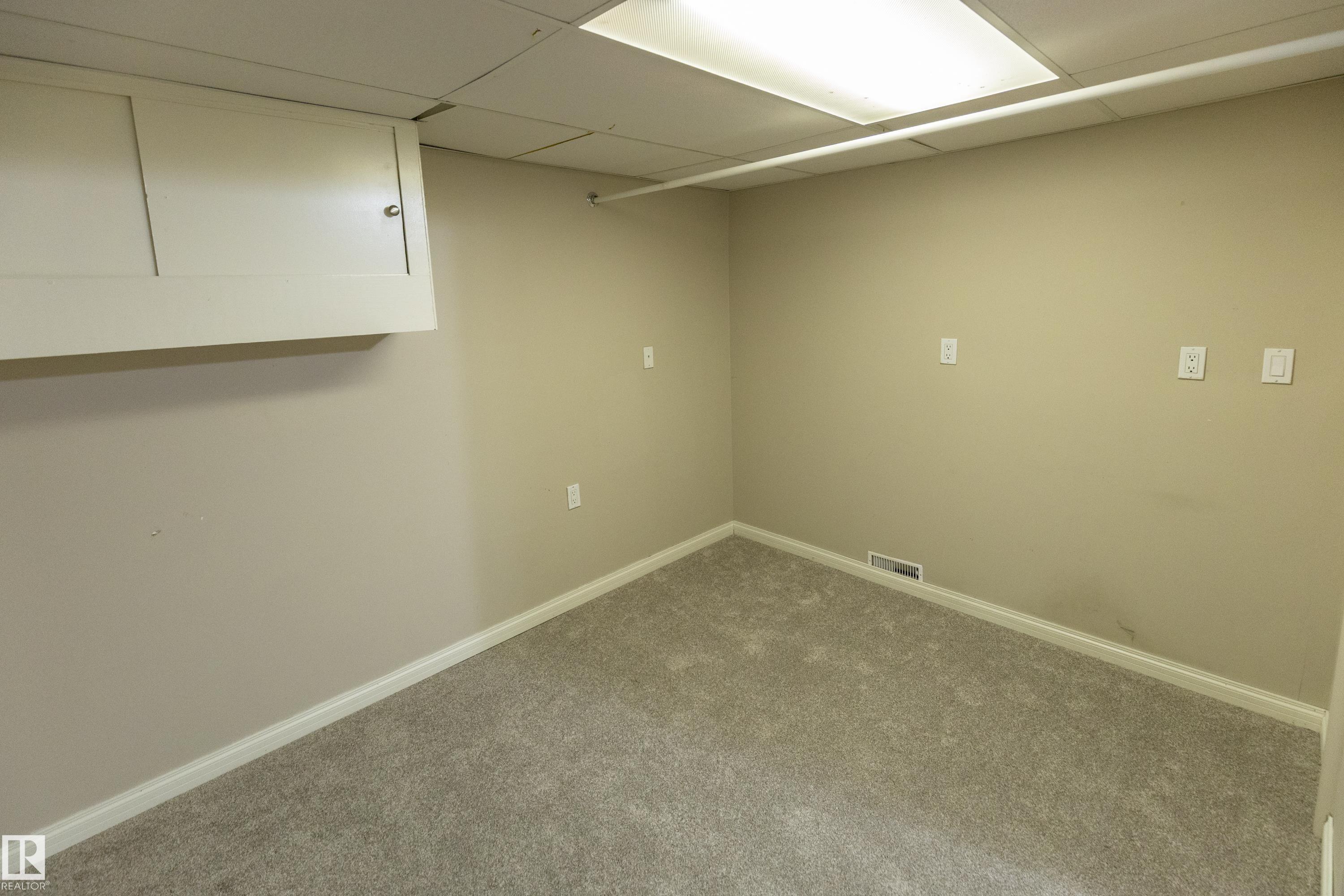 Photo 34 at 36 Great oaks, Broadmoor Estates, Sherwood Park