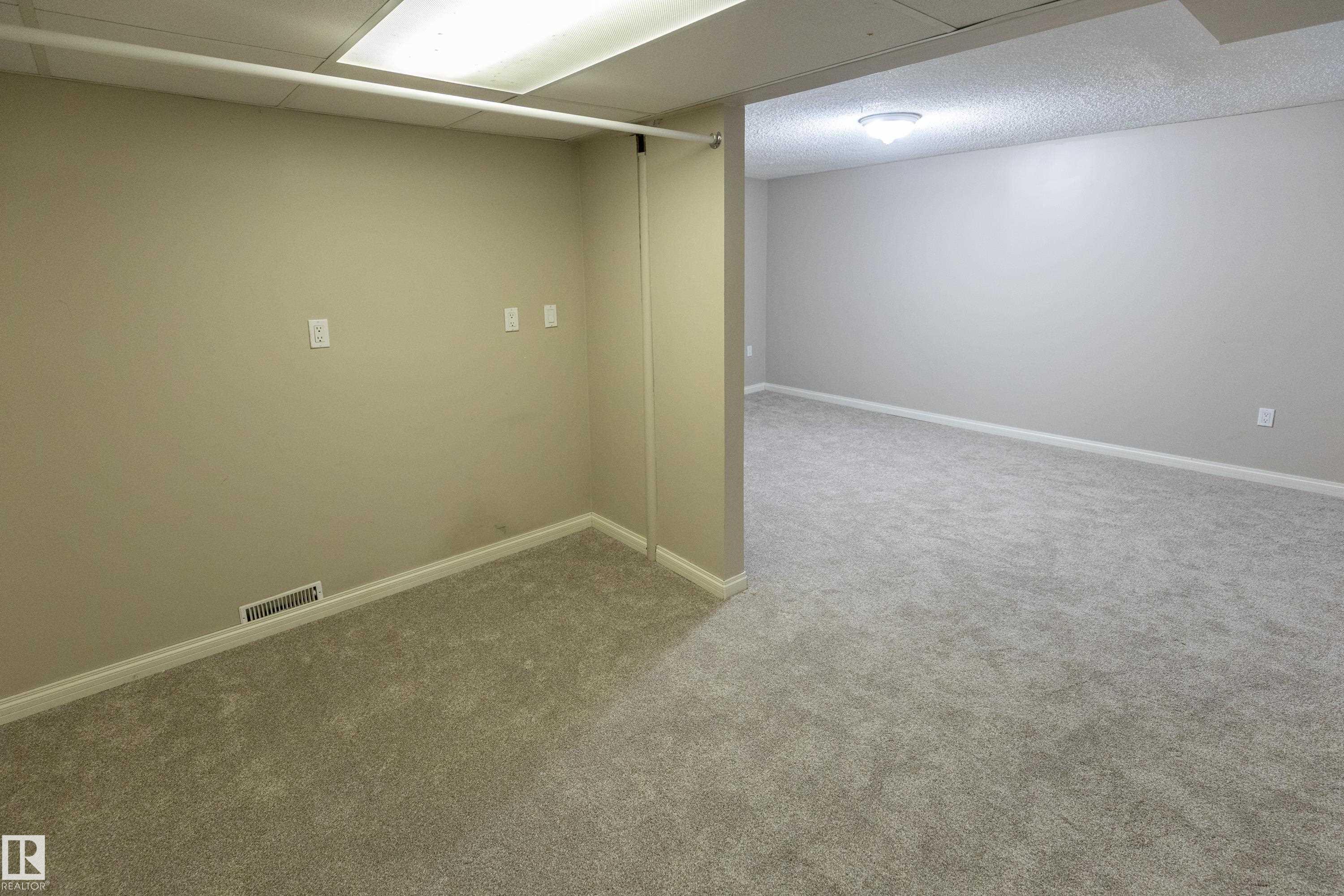 Photo 35 at 36 Great oaks, Broadmoor Estates, Sherwood Park