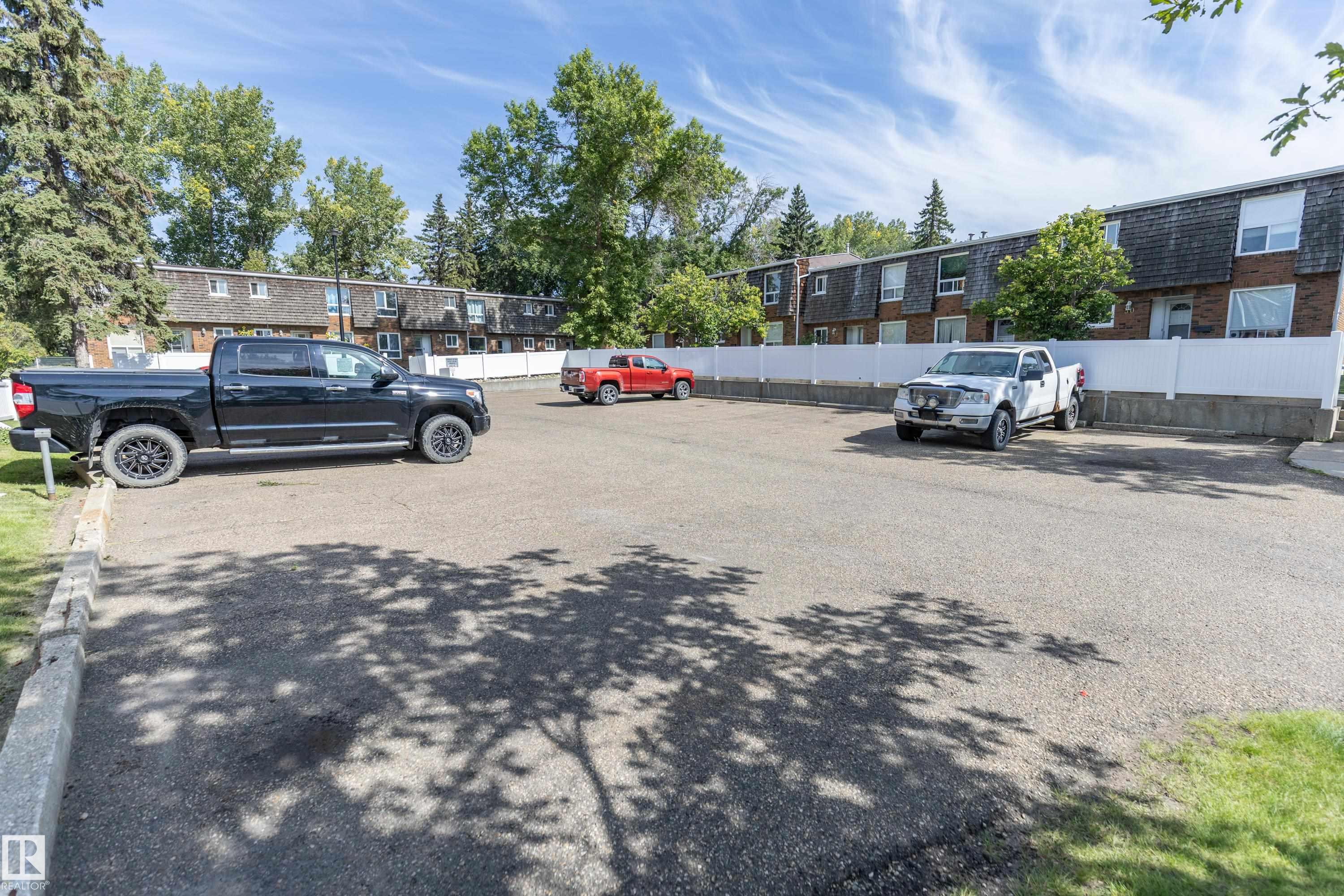 Photo 47 at 36 Great oaks, Broadmoor Estates, Sherwood Park