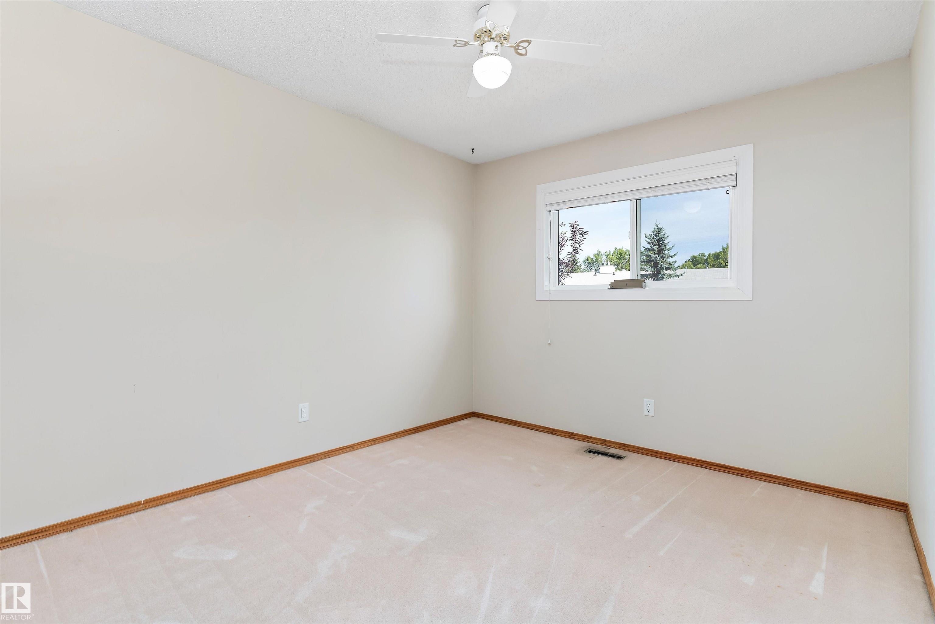 Photo 32 at 28 - 3520 60 Street NW, Hillview, Edmonton