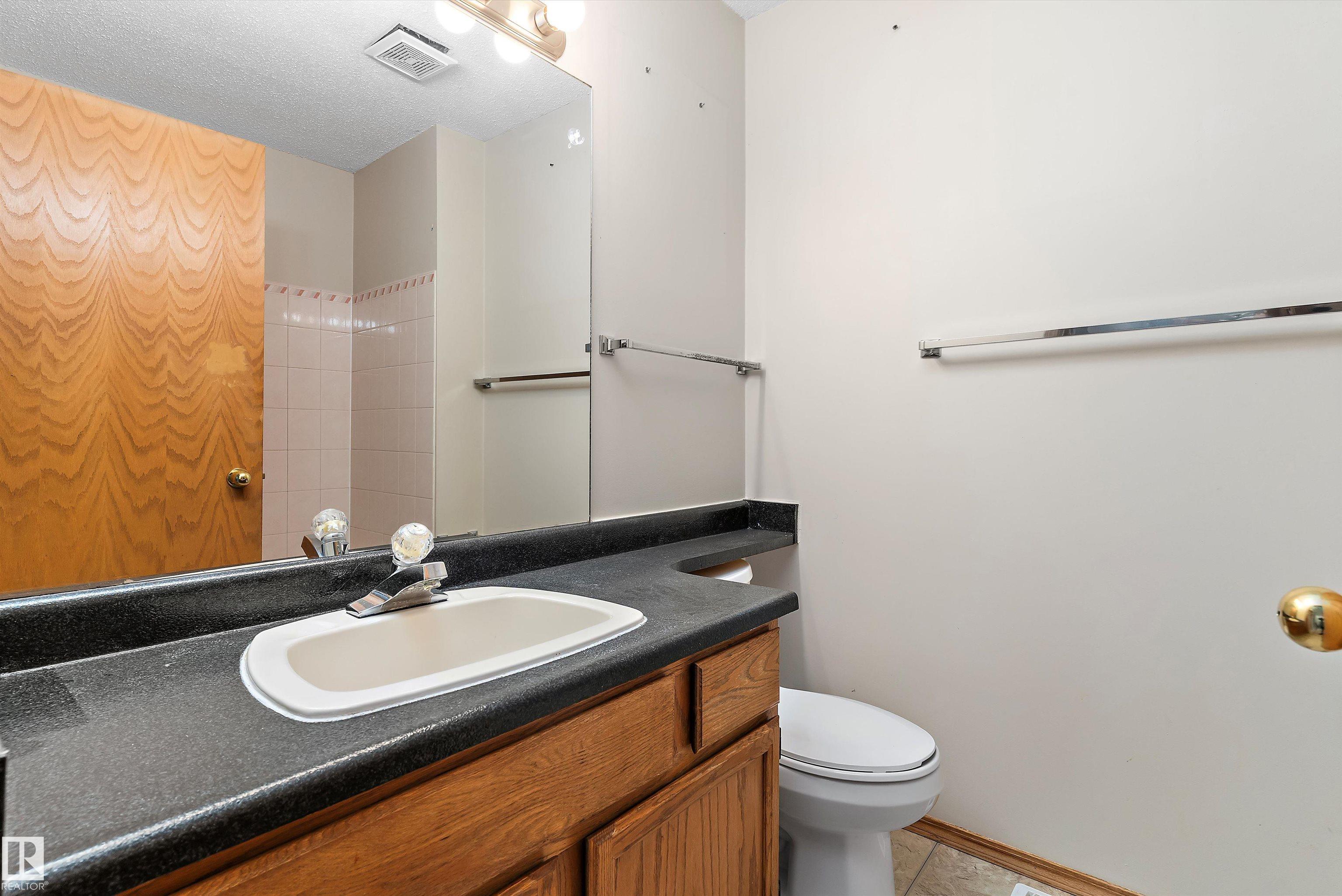 Photo 36 at 28 - 3520 60 Street NW, Hillview, Edmonton