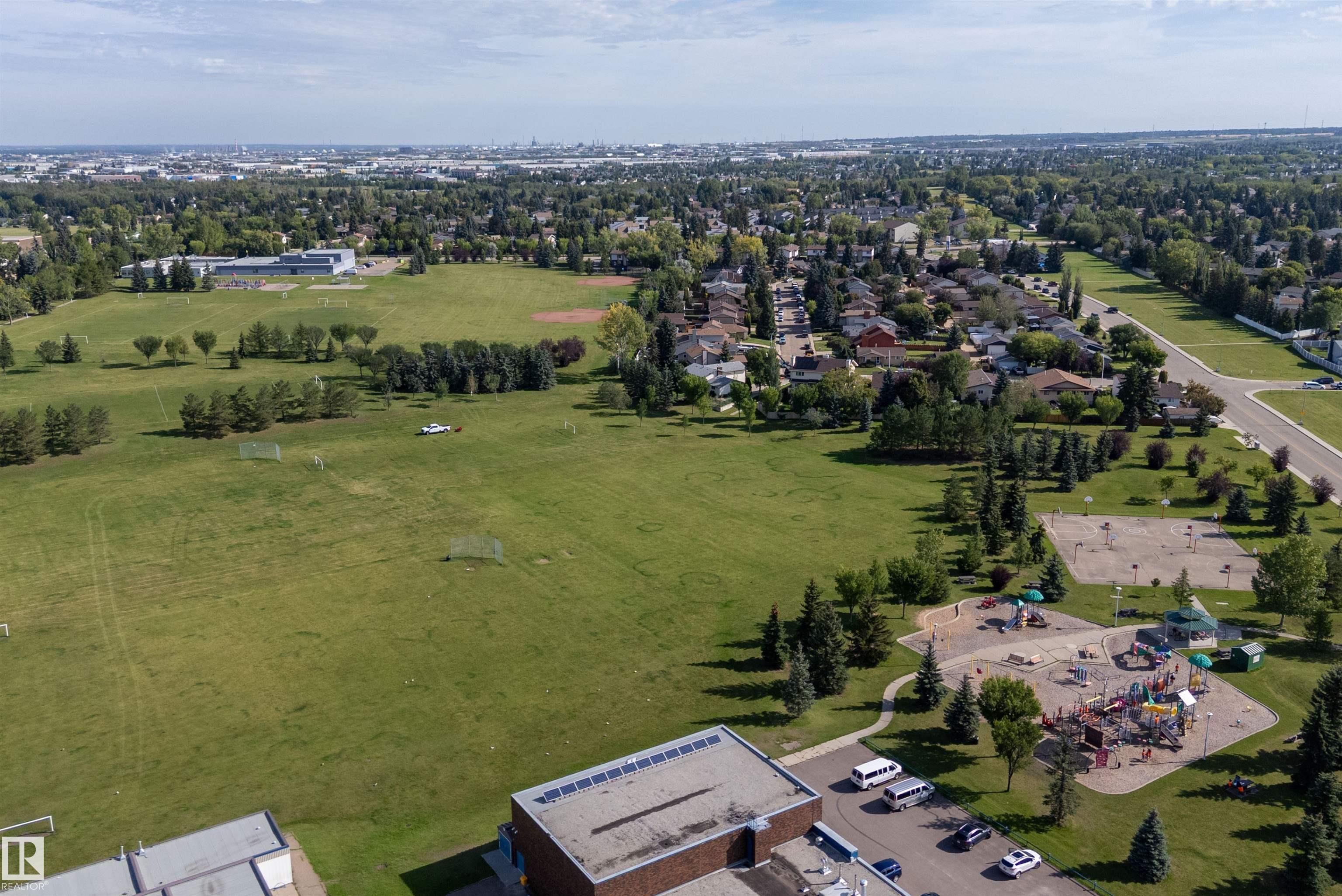 Photo 52 at 28 - 3520 60 Street NW, Hillview, Edmonton