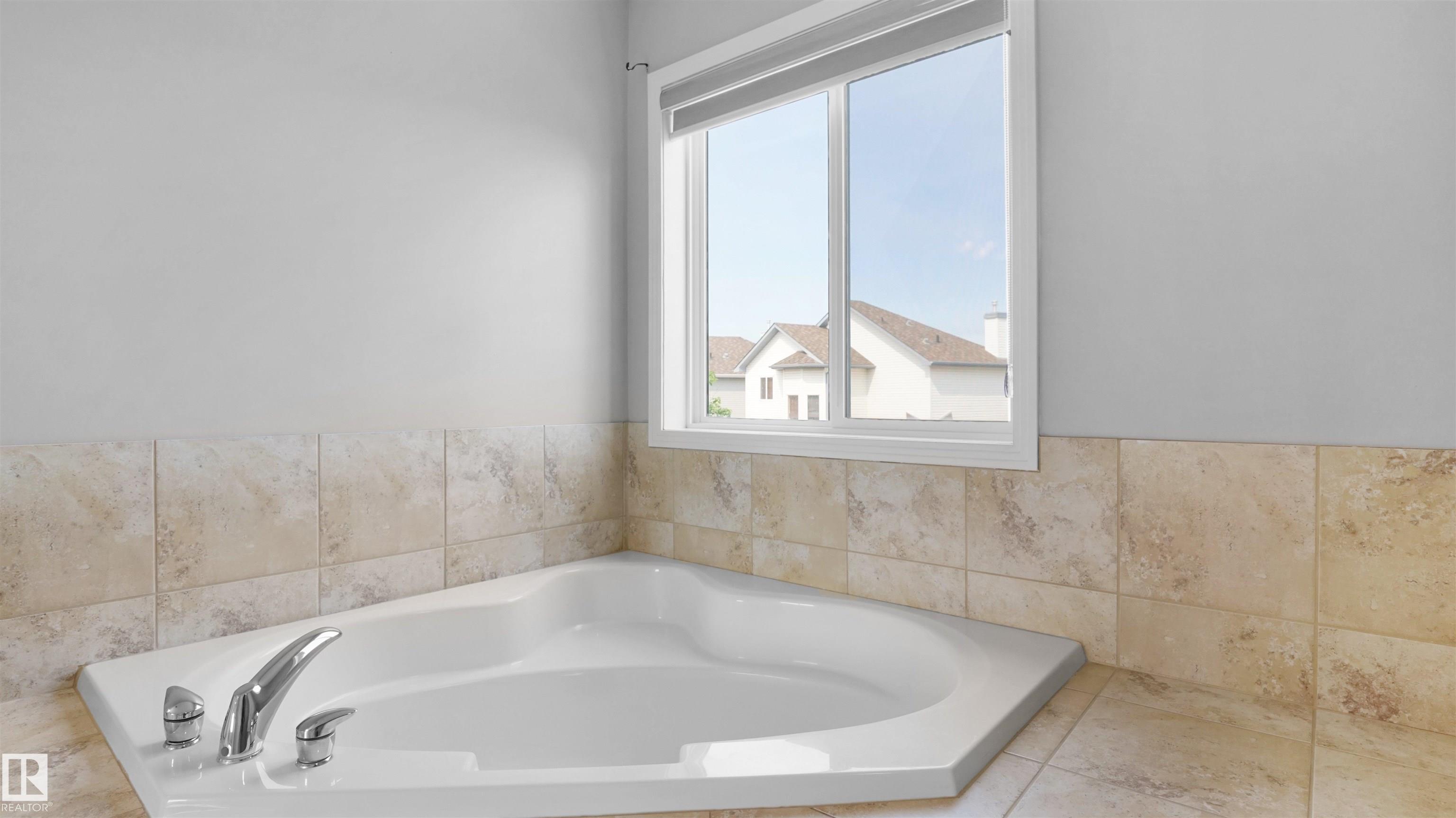 Photo 39 at 50 Acacia Link, Deer Valley, Leduc