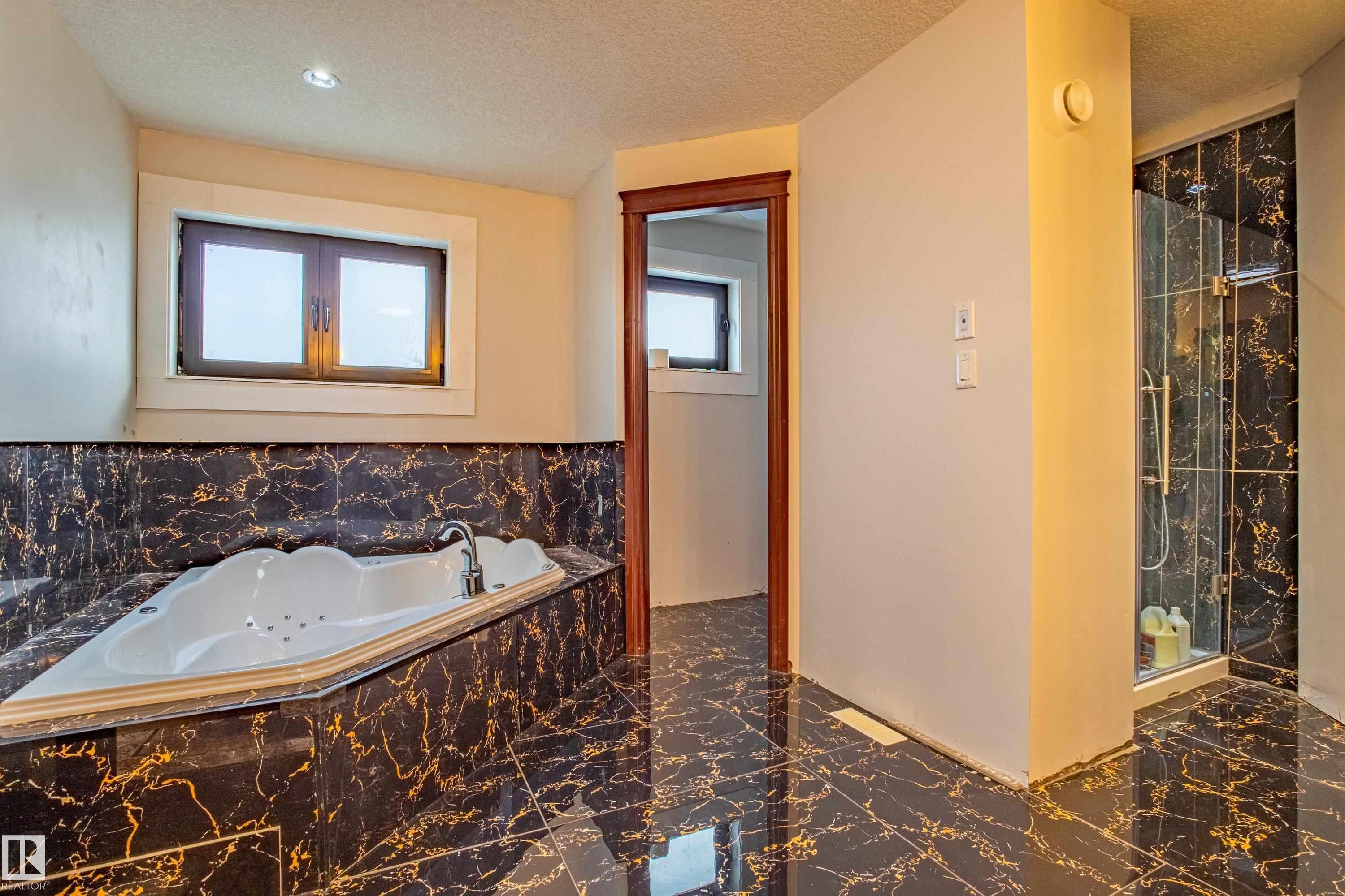 Photo 31 at 4103 Westcliff Heath SW, Windermere, Edmonton