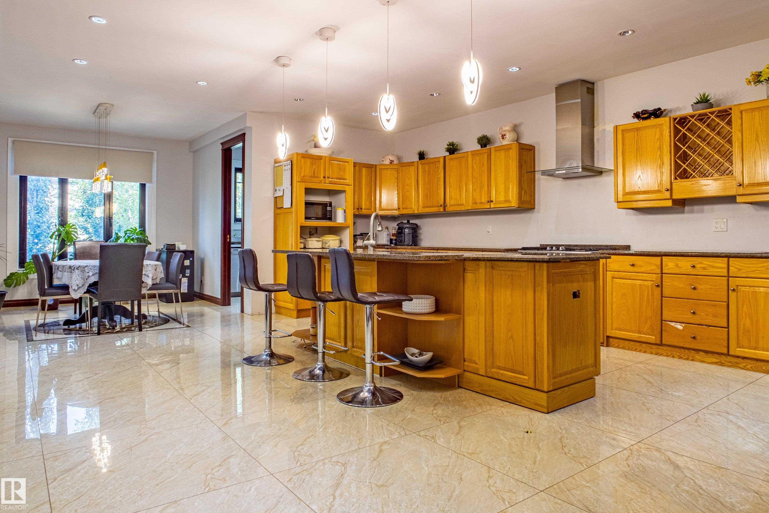 Photo 9 at 4103 Westcliff Heath SW, Windermere, Edmonton