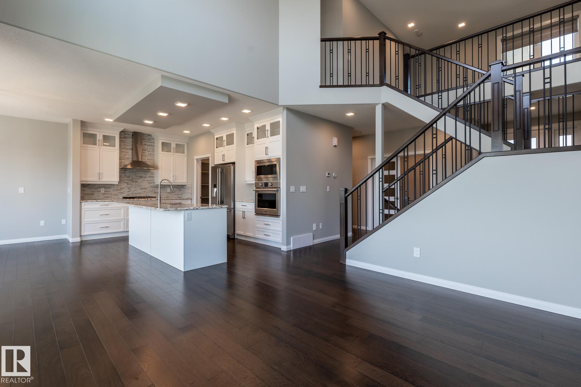 Photo 9 at 3419 Chickadee Drive NW, Starling, Edmonton