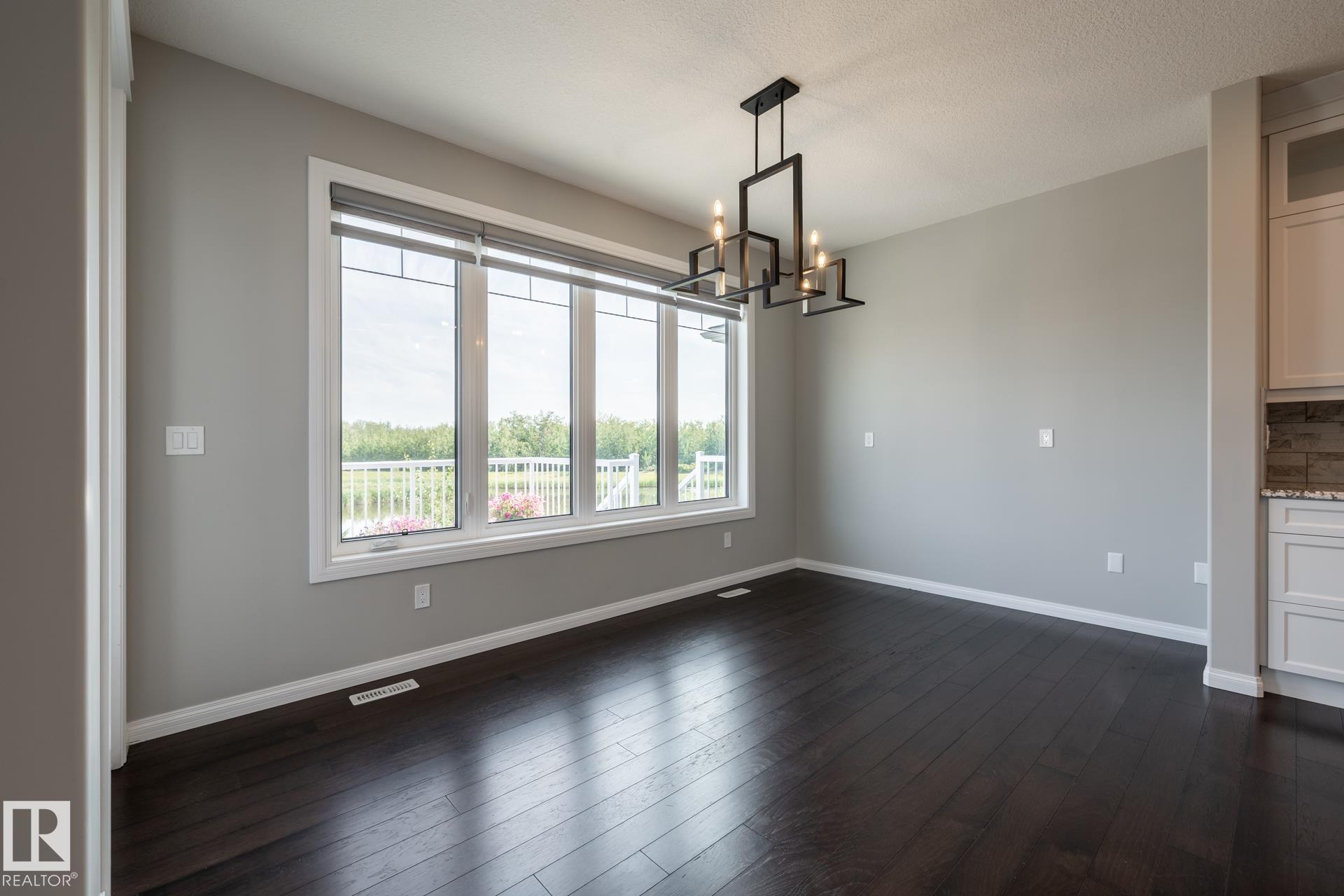 Photo 10 at 3419 Chickadee Drive NW, Starling, Edmonton
