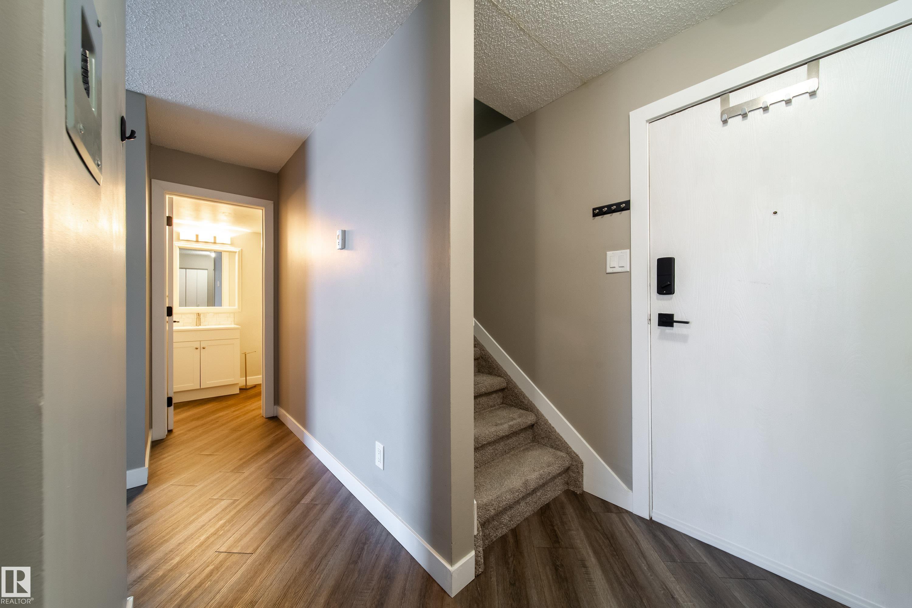 Photo 17 at 117 - 6103 35a Avenue NW, Hillview, Edmonton