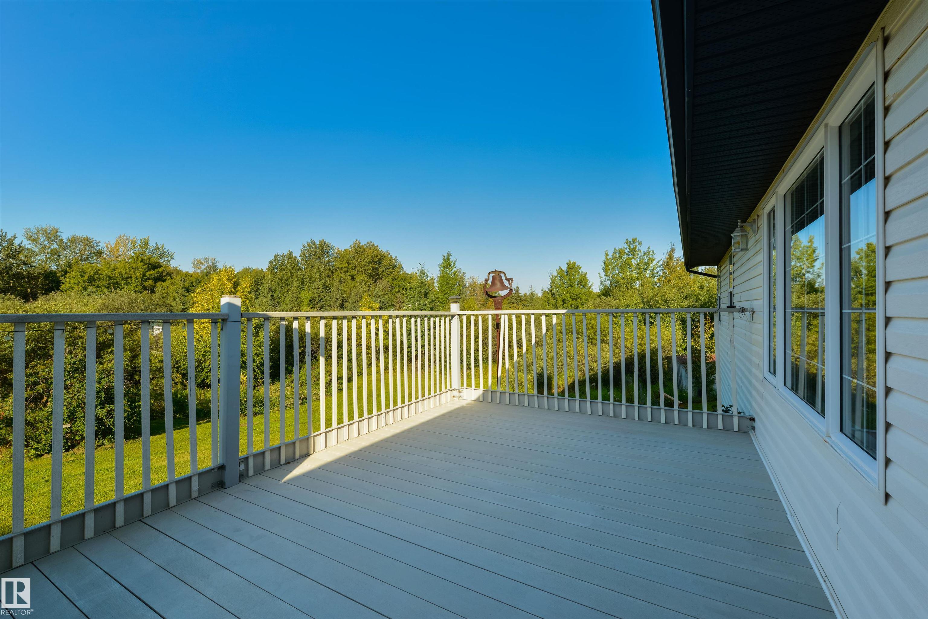 Photo 17 at 3 - 52505 Rge Road 22, Lincolnshire Downs, Rural Parkland County
