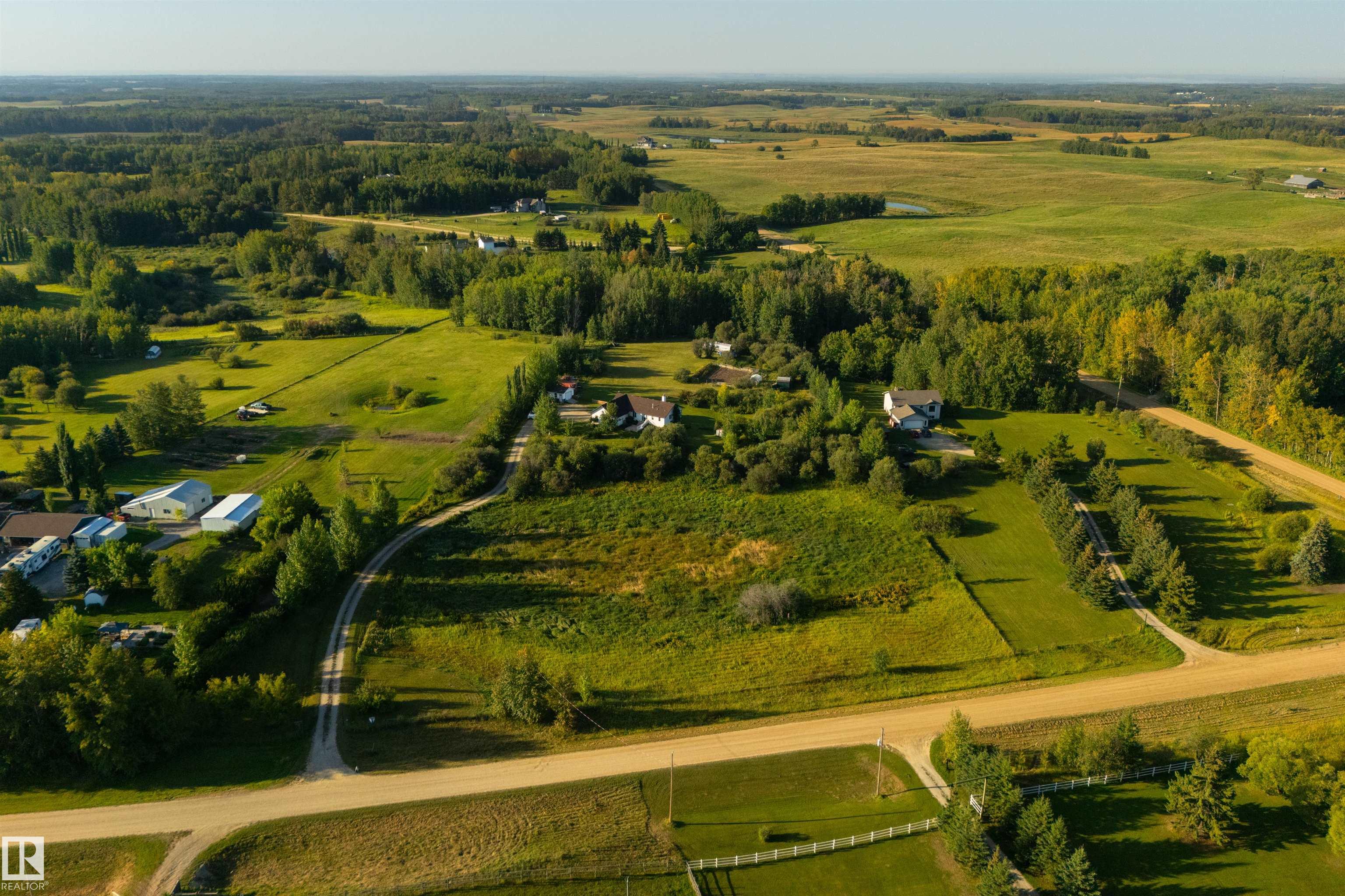 Photo 57 at 3 - 52505 Rge Road 22, Lincolnshire Downs, Rural Parkland County