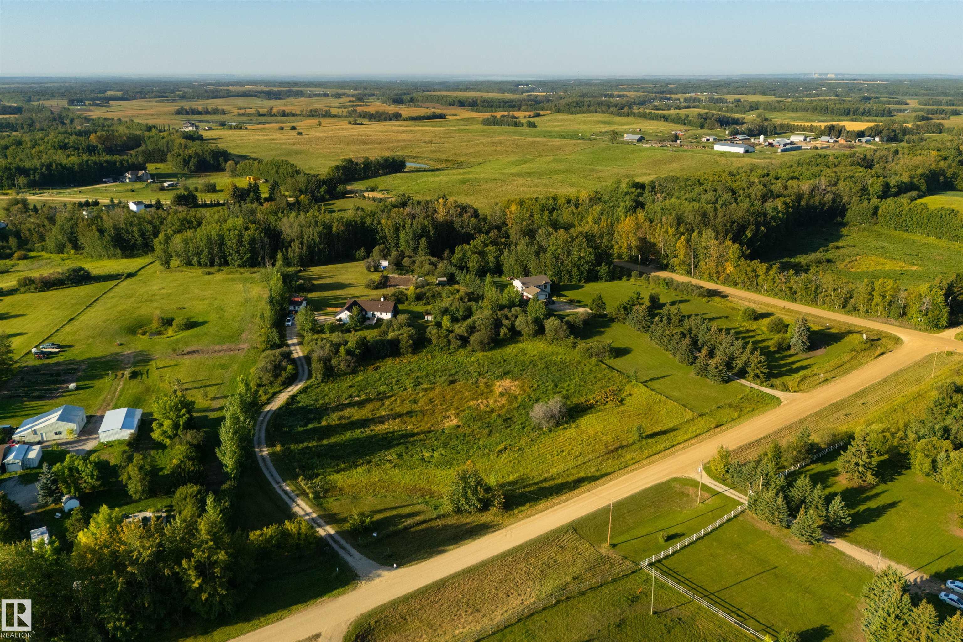 Photo 58 at 3 - 52505 Rge Road 22, Lincolnshire Downs, Rural Parkland County
