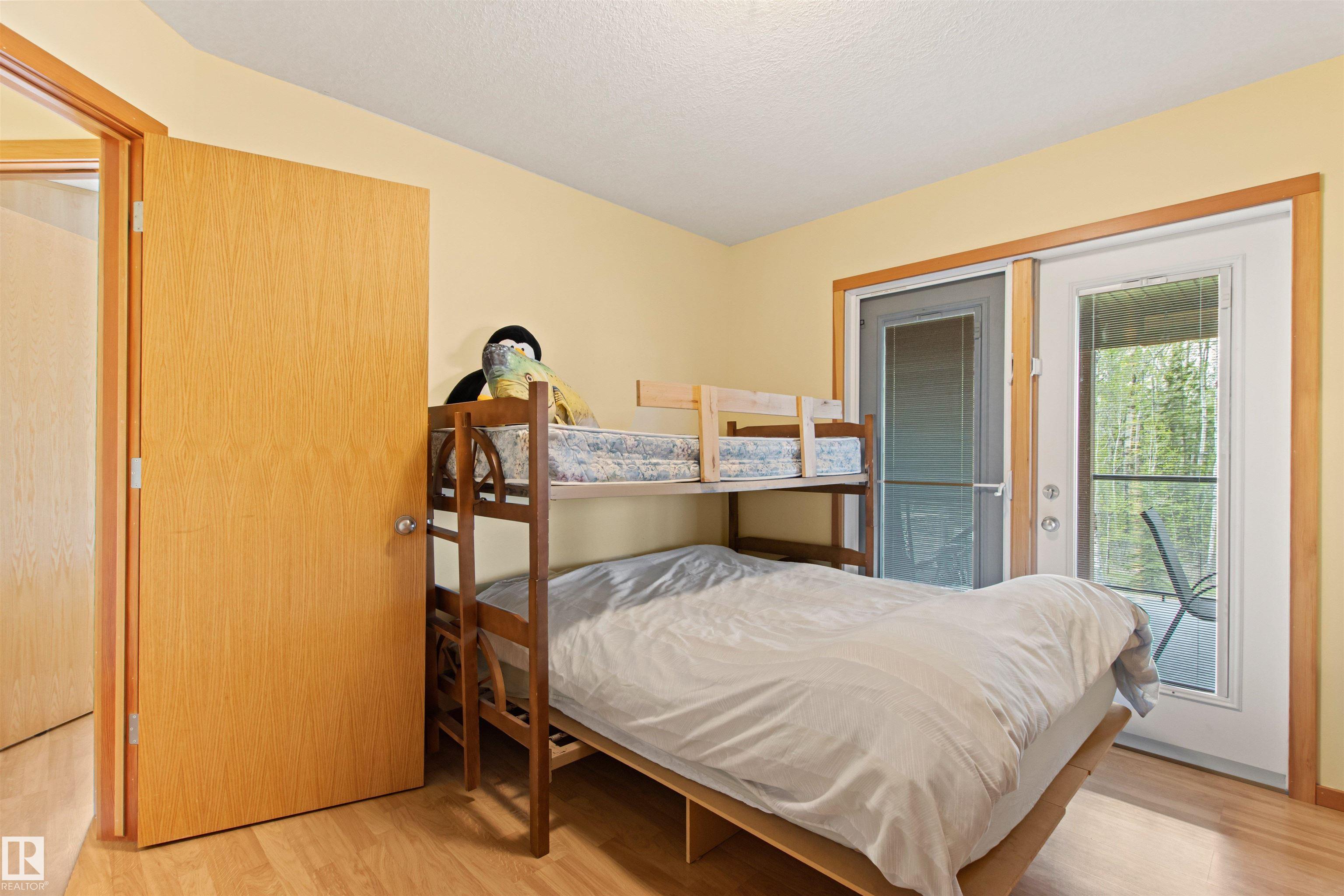 Photo 19 at 4 Sunshine Bay Road, Sunshine Bay, Rural Parkland County