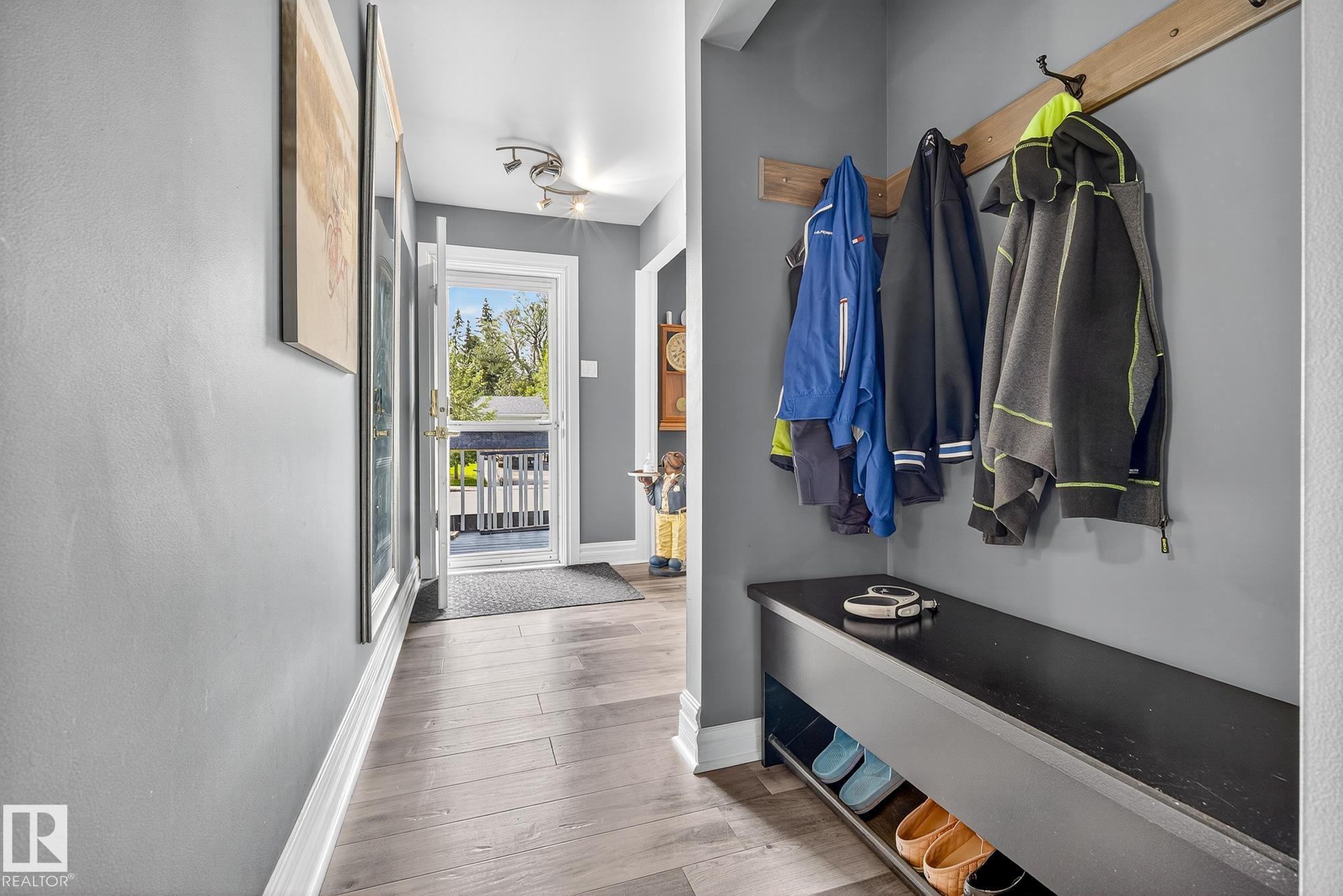 Photo 7 at 127 Pine Street, Sherwood Heights, Sherwood Park
