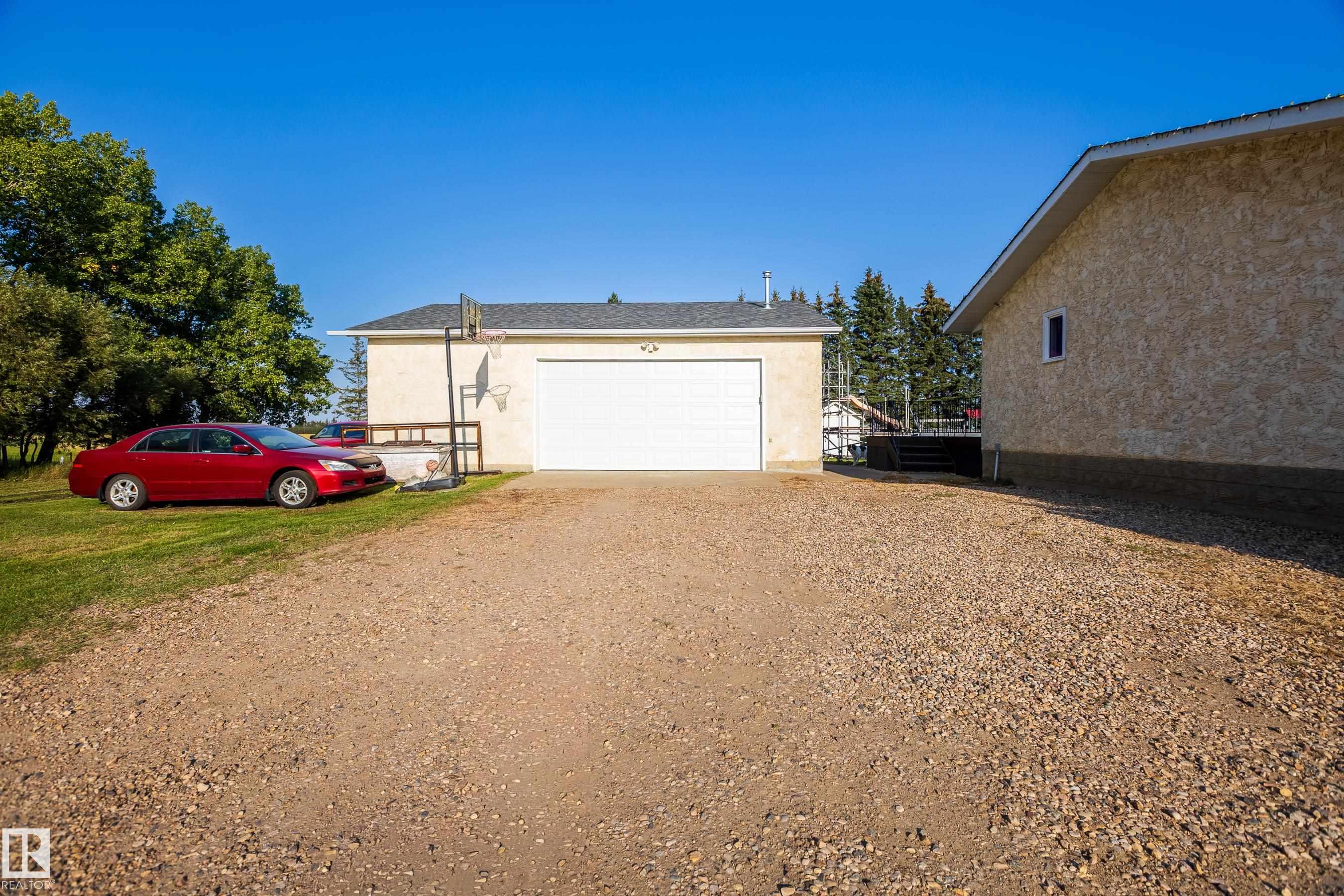 Photo 42 at 57127 Range Road 251, None, Rural Sturgeon County