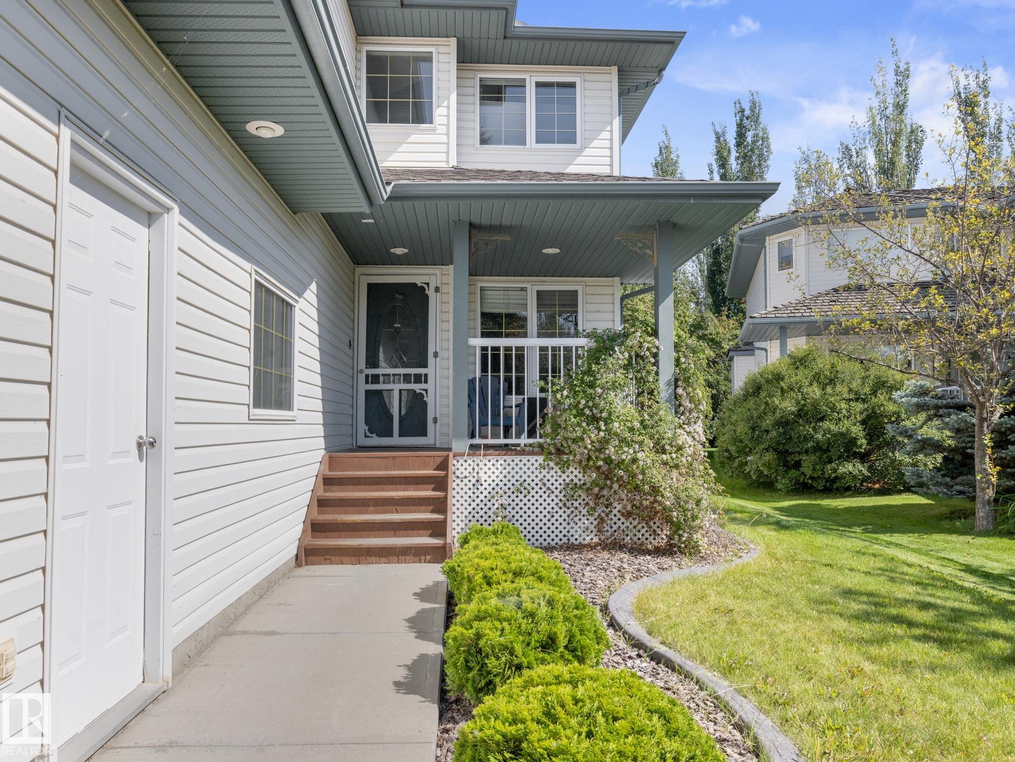 Photo 2 at 4 Rochelle Court, Coloniale Estates, Beaumont