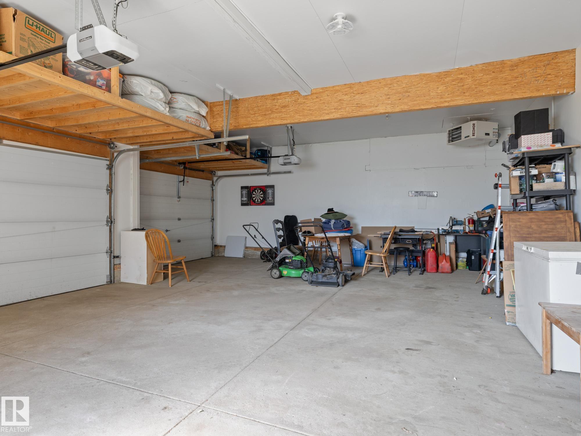 Photo 39 at 4 Rochelle Court, Coloniale Estates, Beaumont