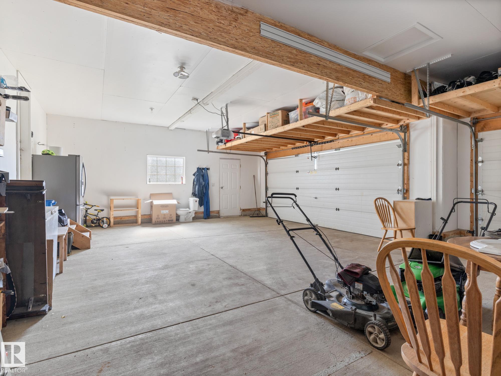 Photo 40 at 4 Rochelle Court, Coloniale Estates, Beaumont