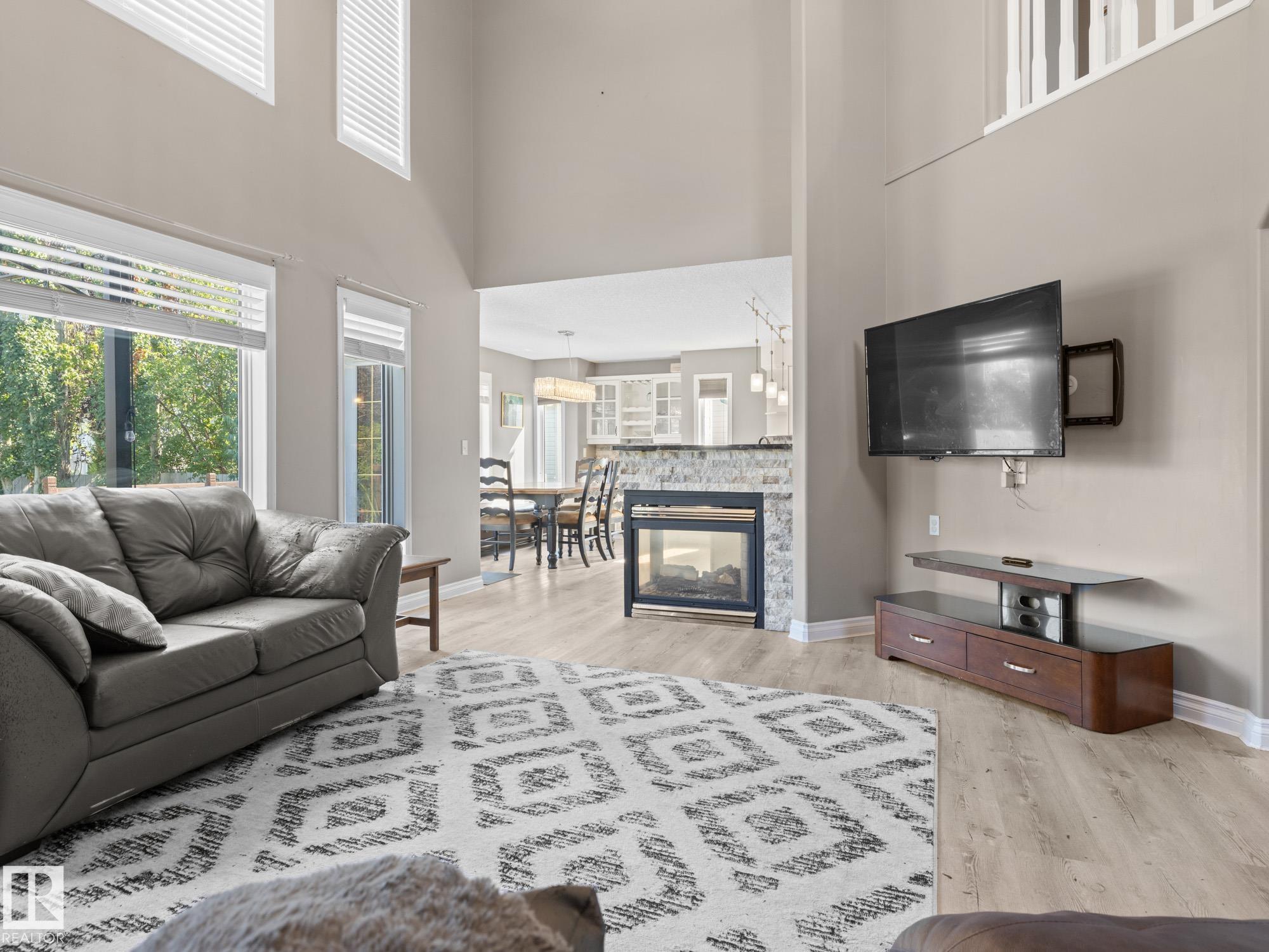 Photo 10 at 4 Rochelle Court, Coloniale Estates, Beaumont