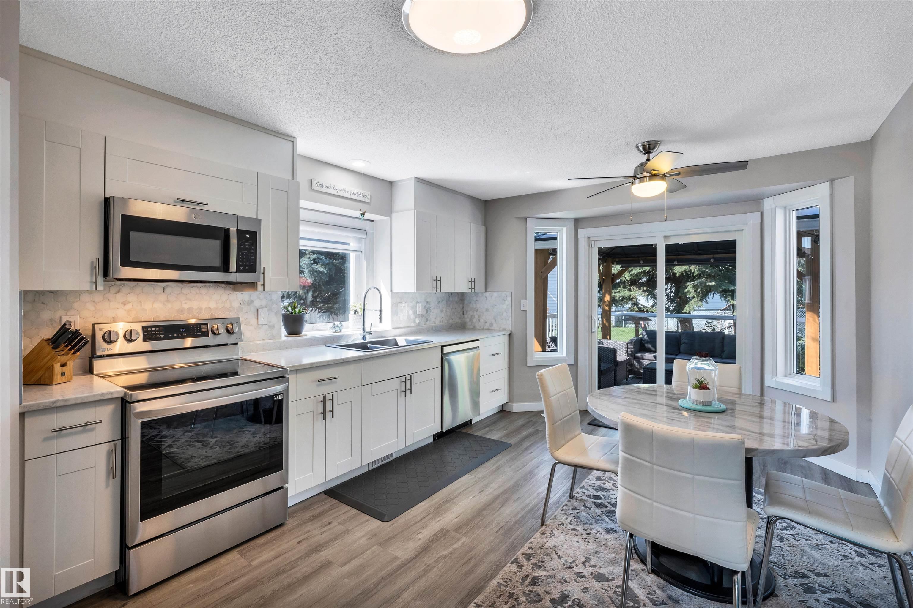 Photo 11 at 78 Deer Park Boulevard, Deer Park, Spruce Grove