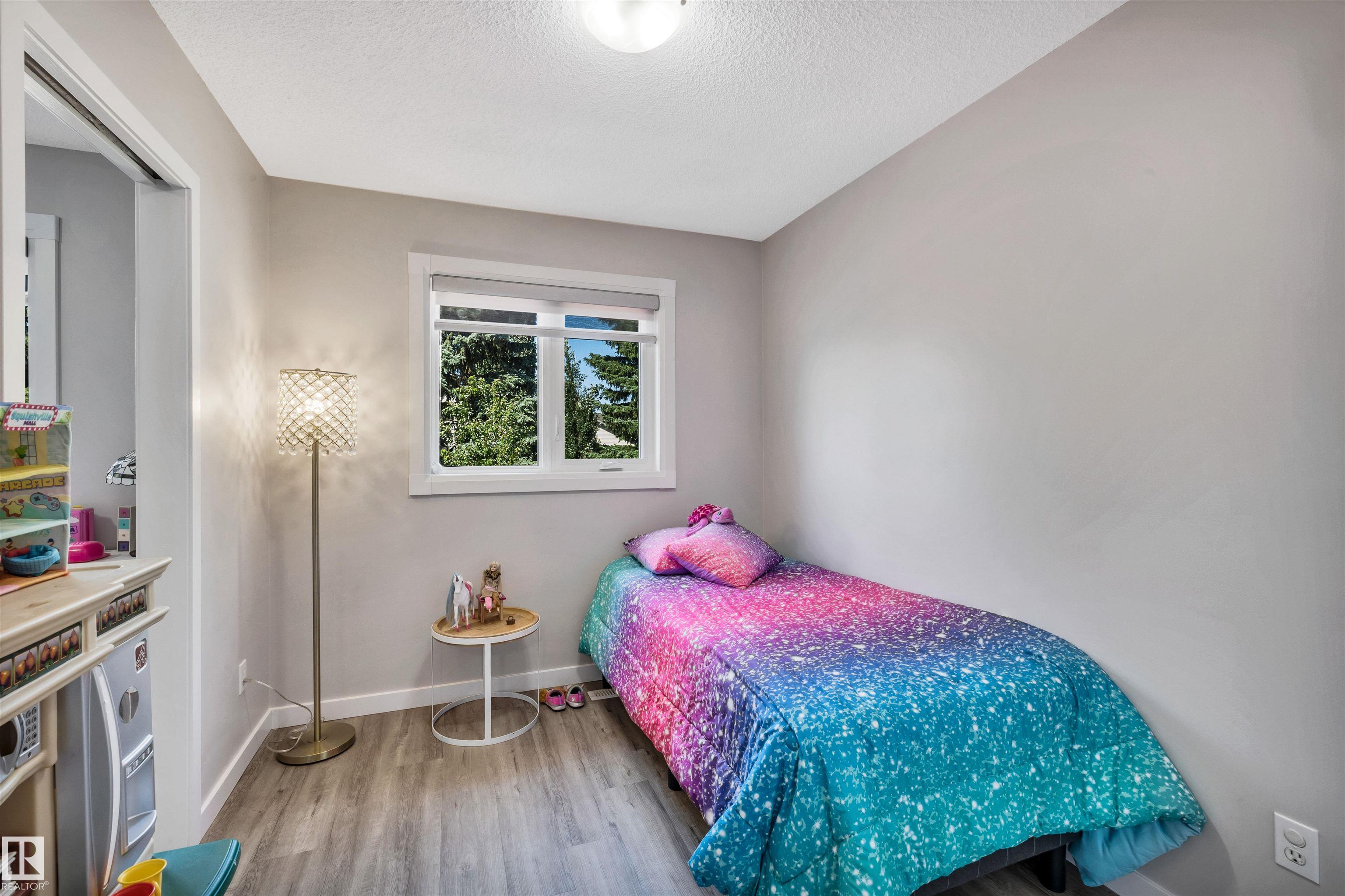 Photo 23 at 78 Deer Park Boulevard, Deer Park, Spruce Grove