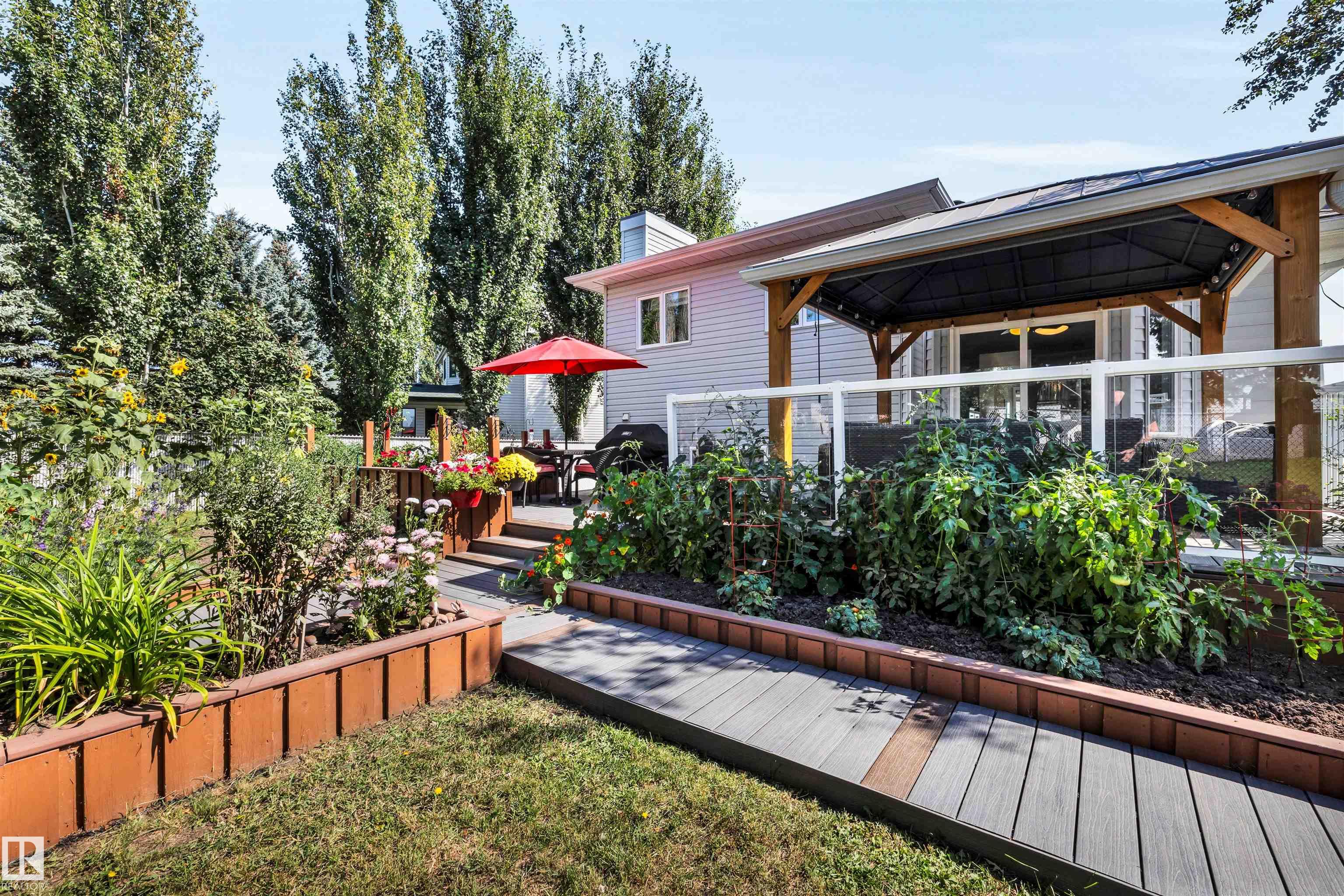 Photo 36 at 78 Deer Park Boulevard, Deer Park, Spruce Grove