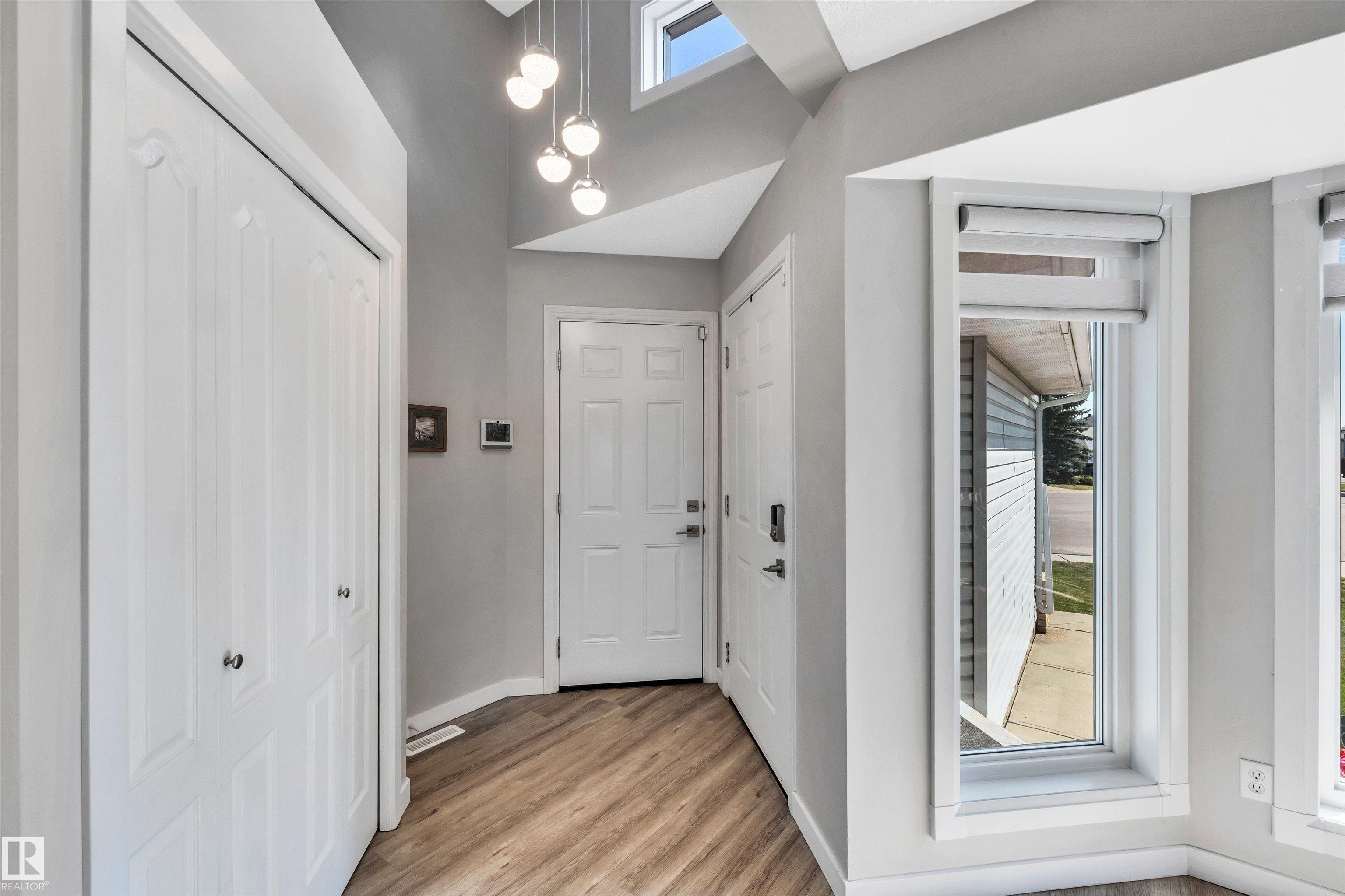 Photo 6 at 78 Deer Park Boulevard, Deer Park, Spruce Grove