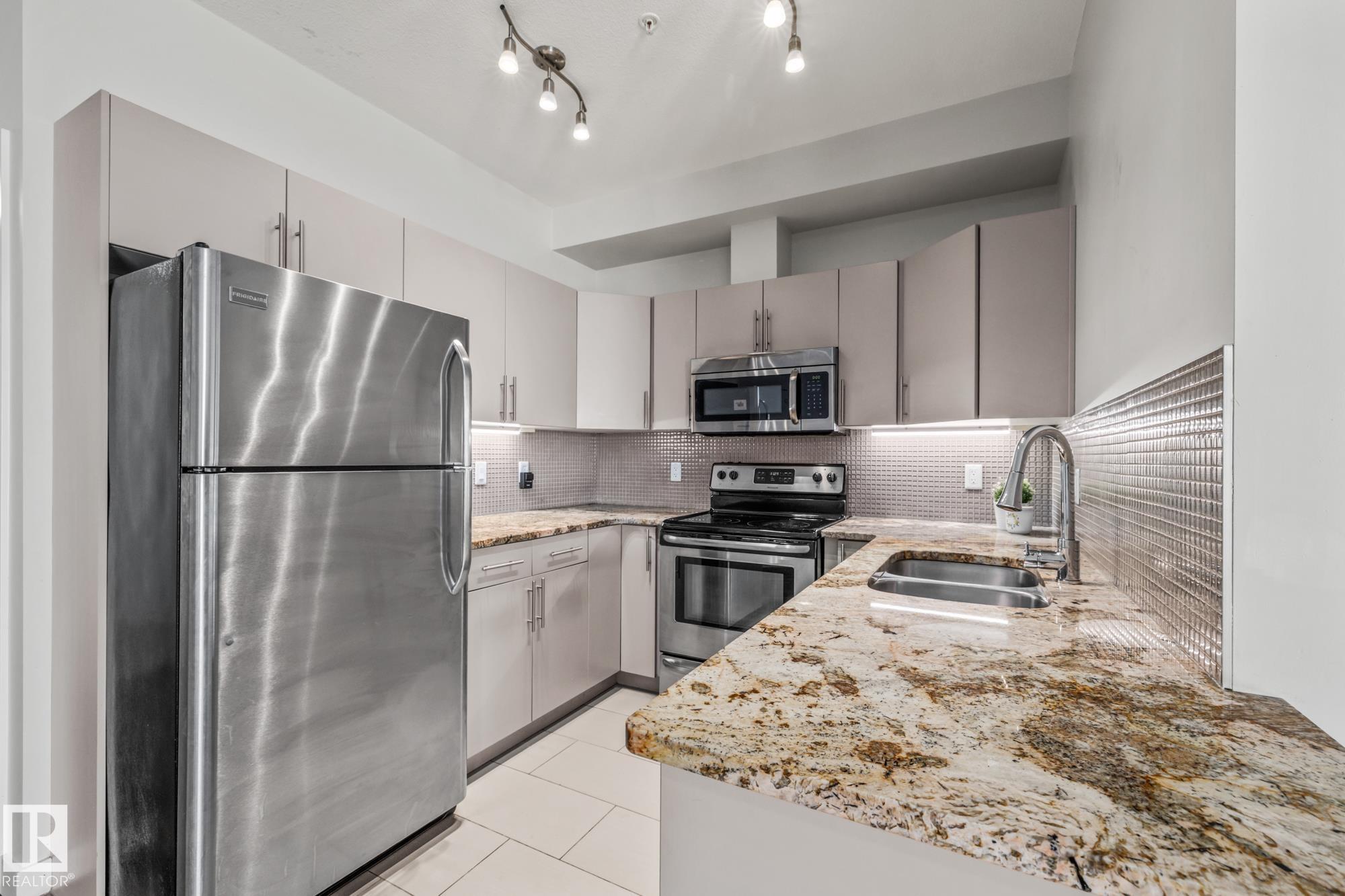 Photo 9 at 212 - 10611 117 Street NW, Queen Mary Park, Edmonton
