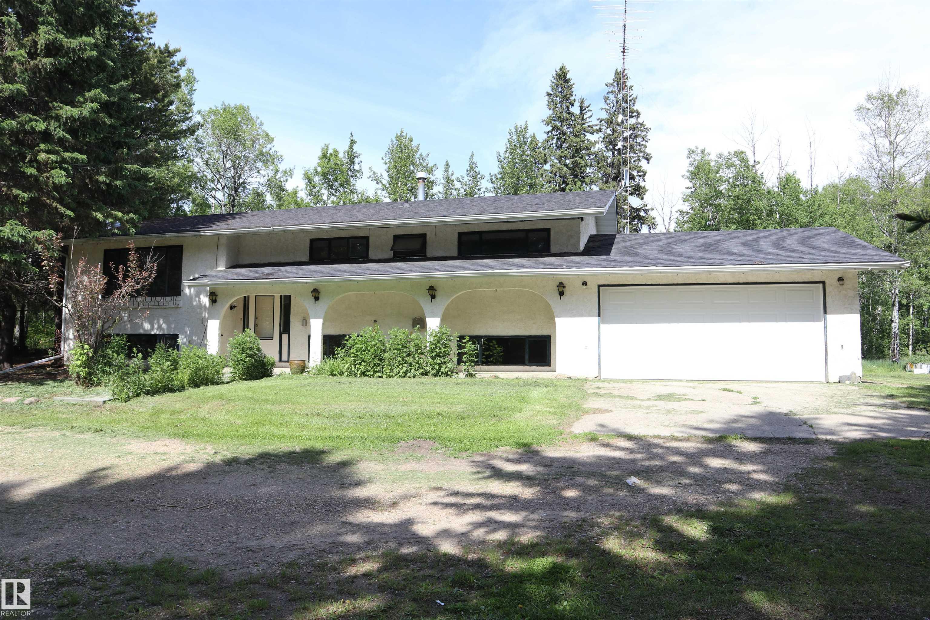 Photo 12 at 2047 Twp Road 495 A, None, Rural Leduc County