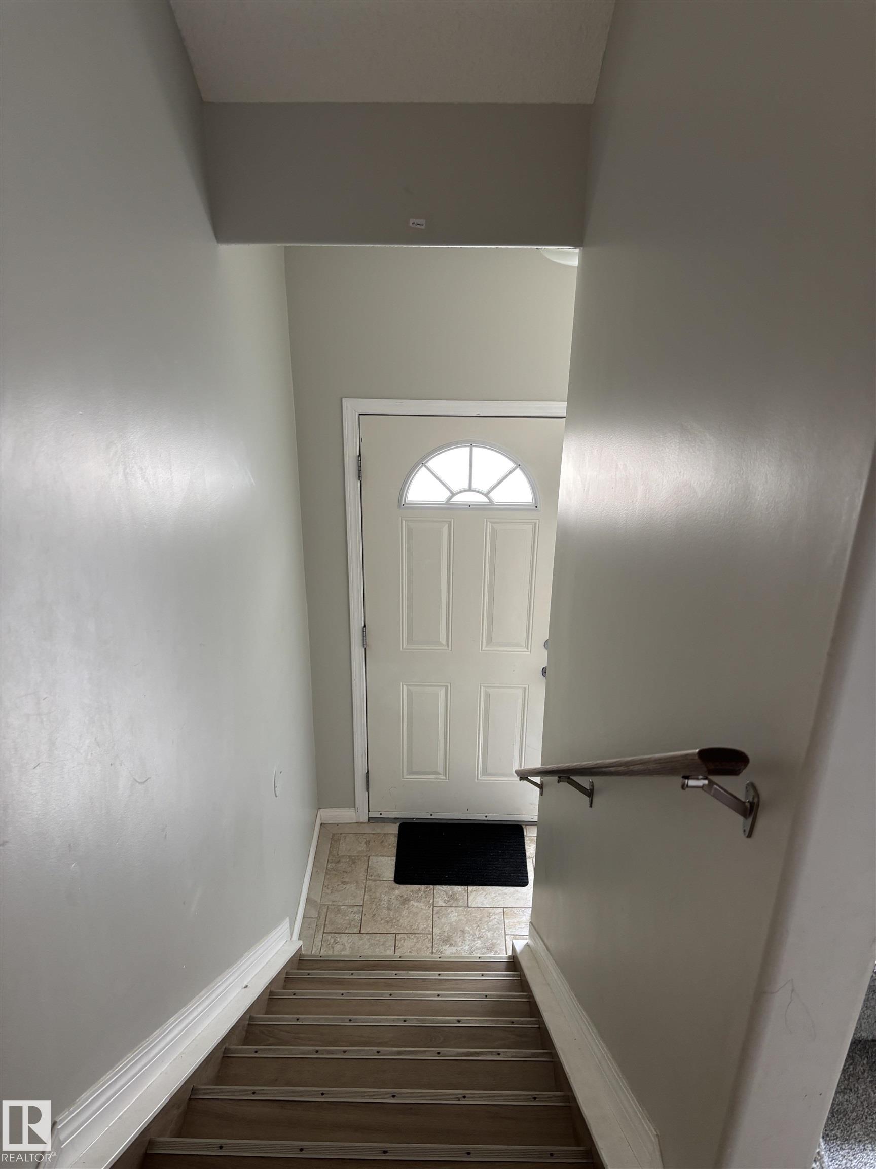 Photo 19 at 21 - 5102 30 Avenue, Place Chaleureuse, Beaumont