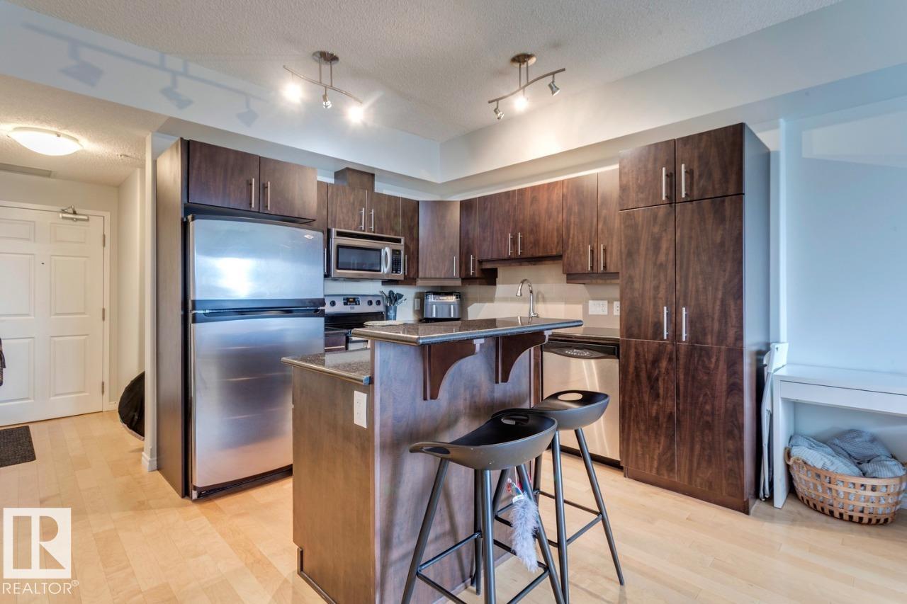 904 - 10303 111 Street NW, Downtown, Edmonton 