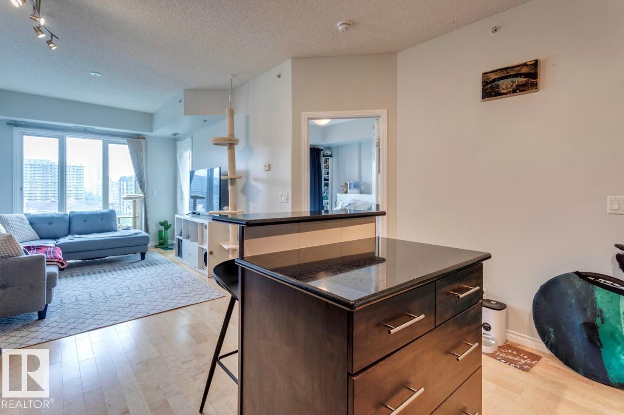 Photo 11 at 904 - 10303 111 Street NW, Downtown, Edmonton