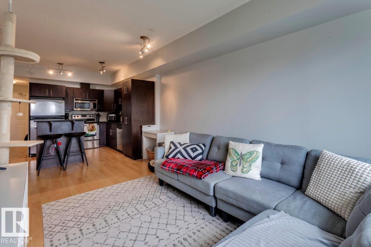 Photo 16 at 904 - 10303 111 Street NW, Downtown, Edmonton