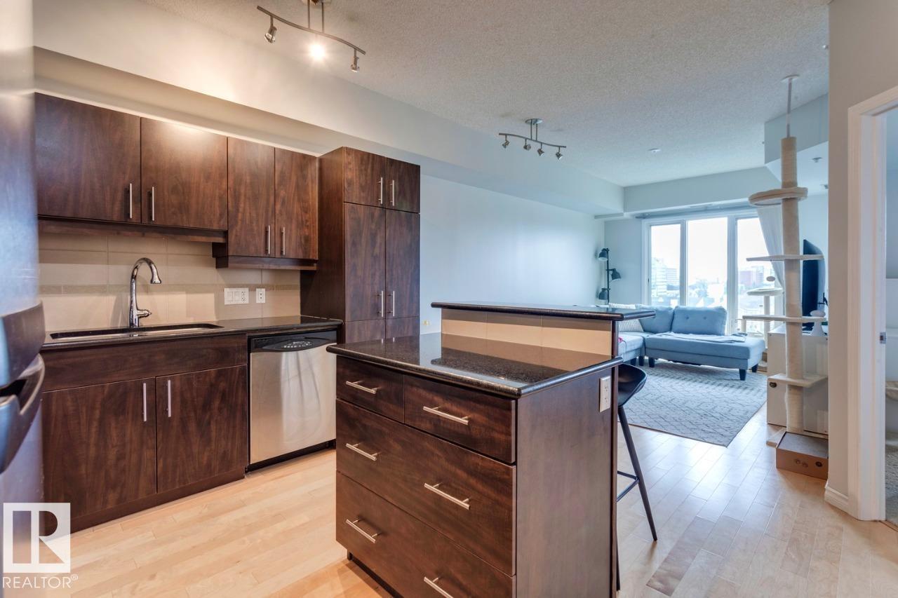 Photo 9 at 904 - 10303 111 Street NW, Downtown, Edmonton