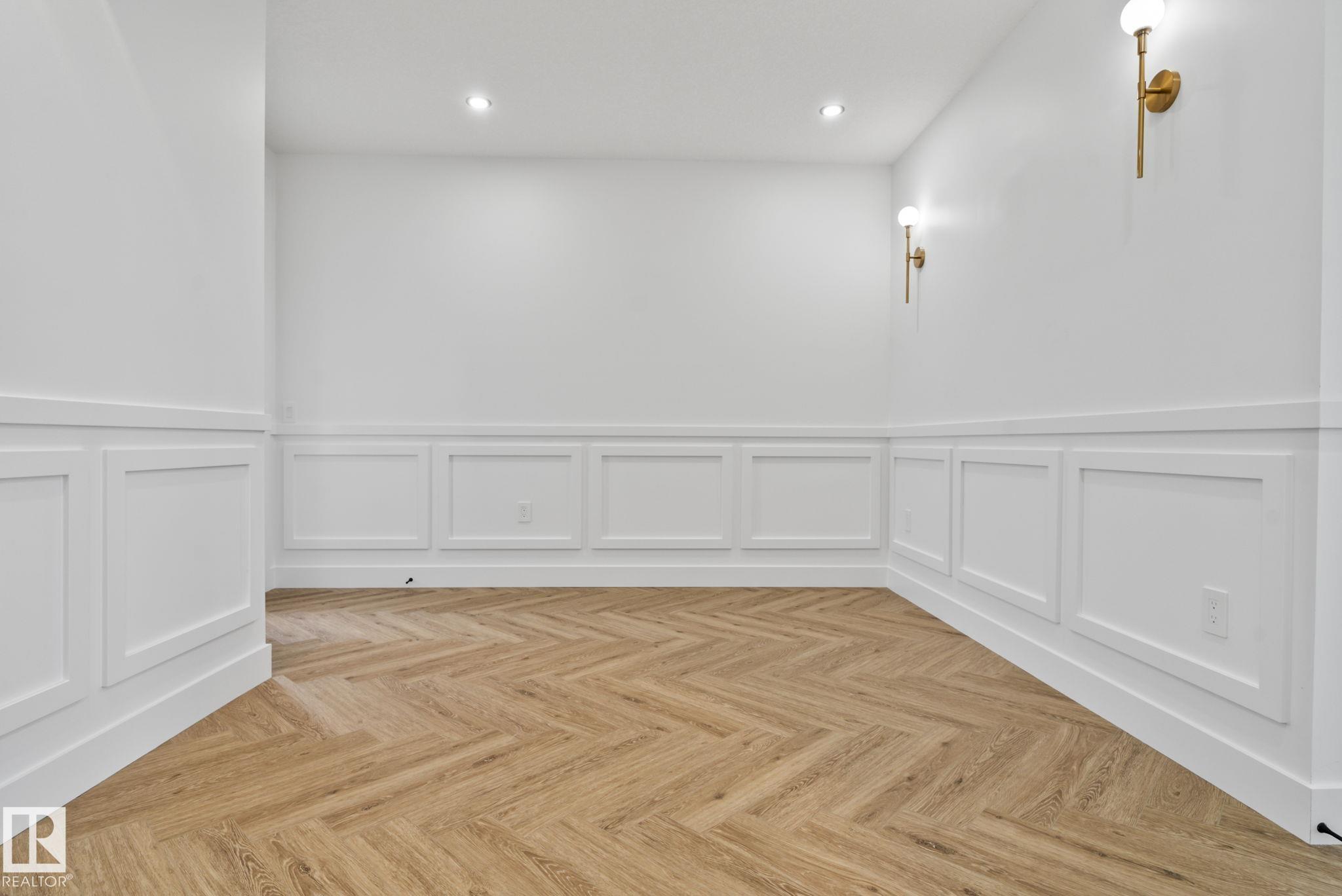 Photo 4 at 2904 1 Avenue SW, Alces, Edmonton