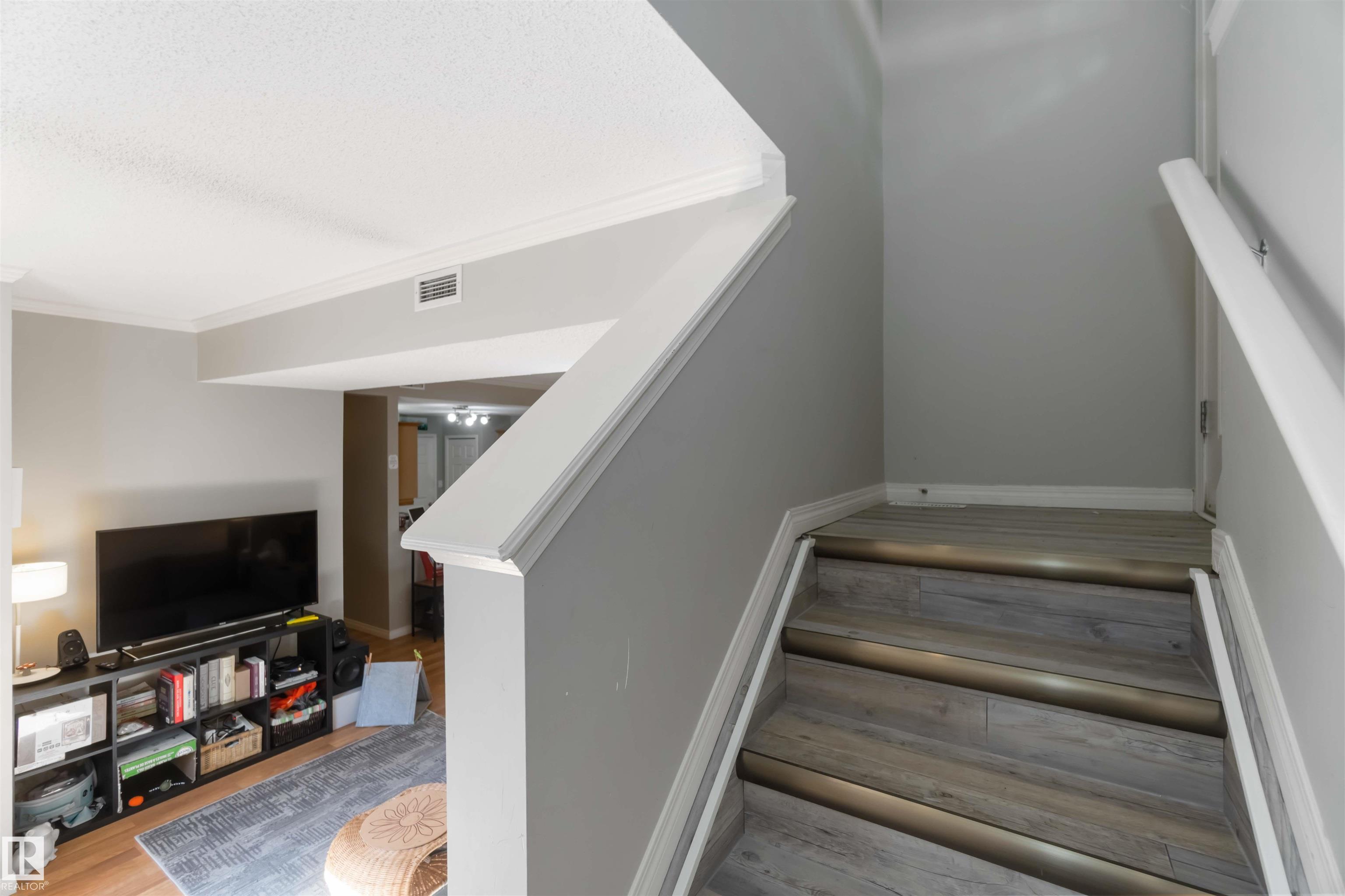 Photo 3 at 8A - 79 Bellerose Drive, Inglewood, St. Albert